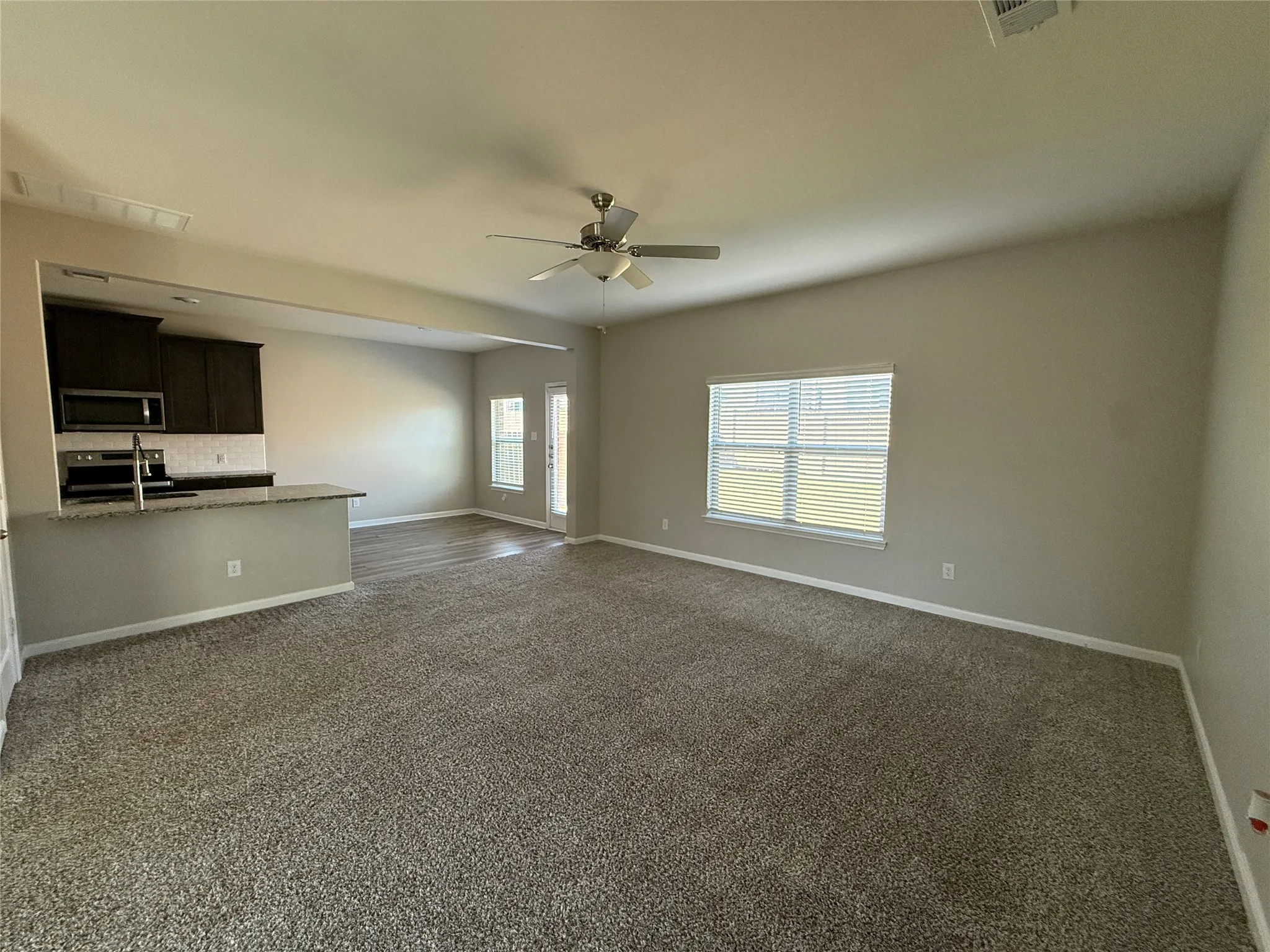 Single Family Residence For Rent in Collin County , 268 Honeysuckle Lane, Princeton, Texas 75407, 4 Bedroom, 3 Bathroom, 2 Garage spaces, 2,191 Sqft, built in 2021, mls#21400179, Real Estate Agent in Princeton, Homes For Rent in Collin county, Homes For Rent in Princeton, Realtor in Princeton Texas, Real Estate Brokerage Independent Realty Texas, Luminita Cordes Realtor