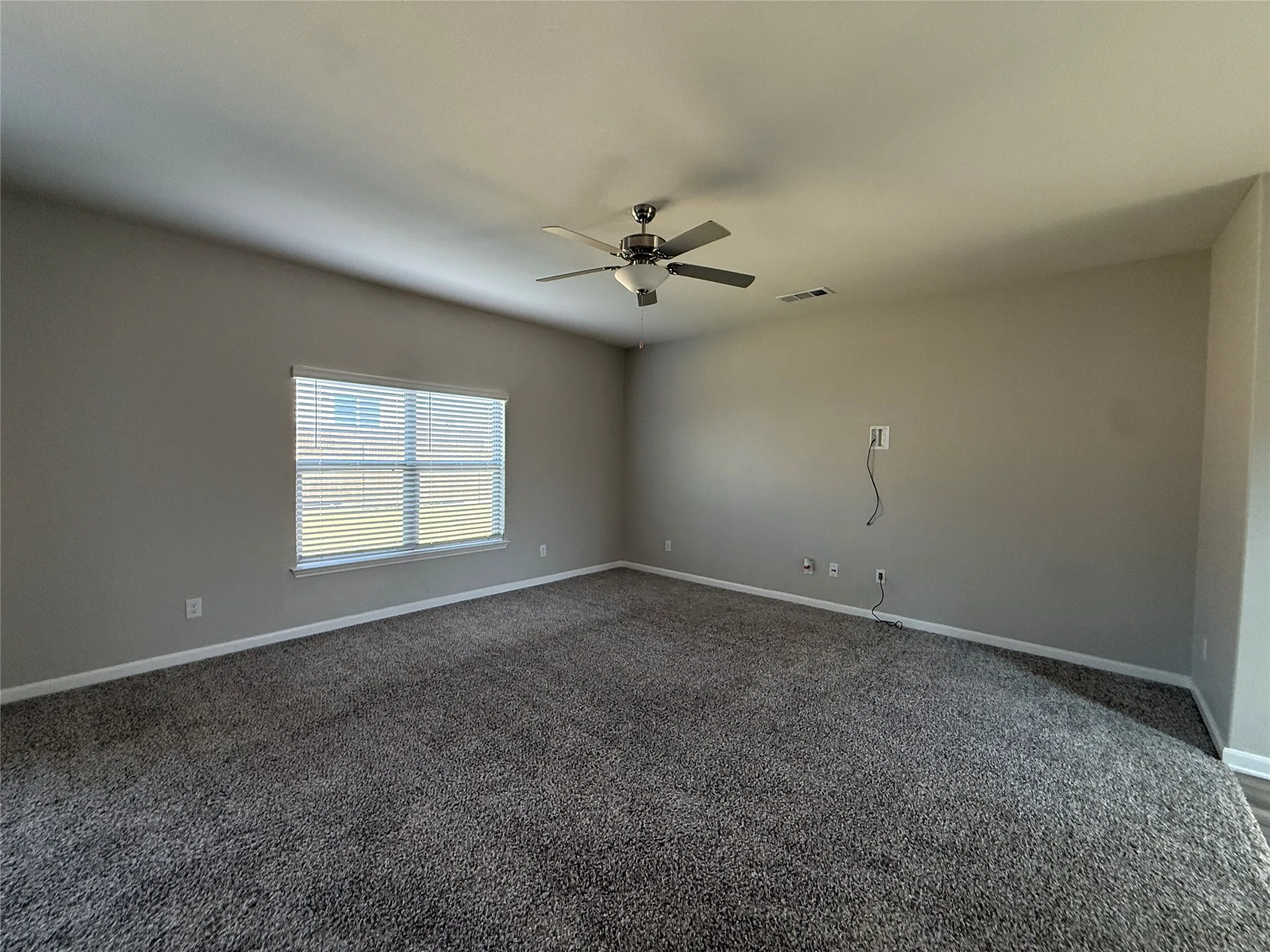 Single Family Residence For Rent in Collin County , 268 Honeysuckle Lane, Princeton, Texas 75407, 4 Bedroom, 3 Bathroom, 2 Garage spaces, 2,191 Sqft, built in 2021, mls#21400179, Real Estate Agent in Princeton, Homes For Rent in Collin county, Homes For Rent in Princeton, Realtor in Princeton Texas, Real Estate Brokerage Independent Realty Texas, Luminita Cordes Realtor