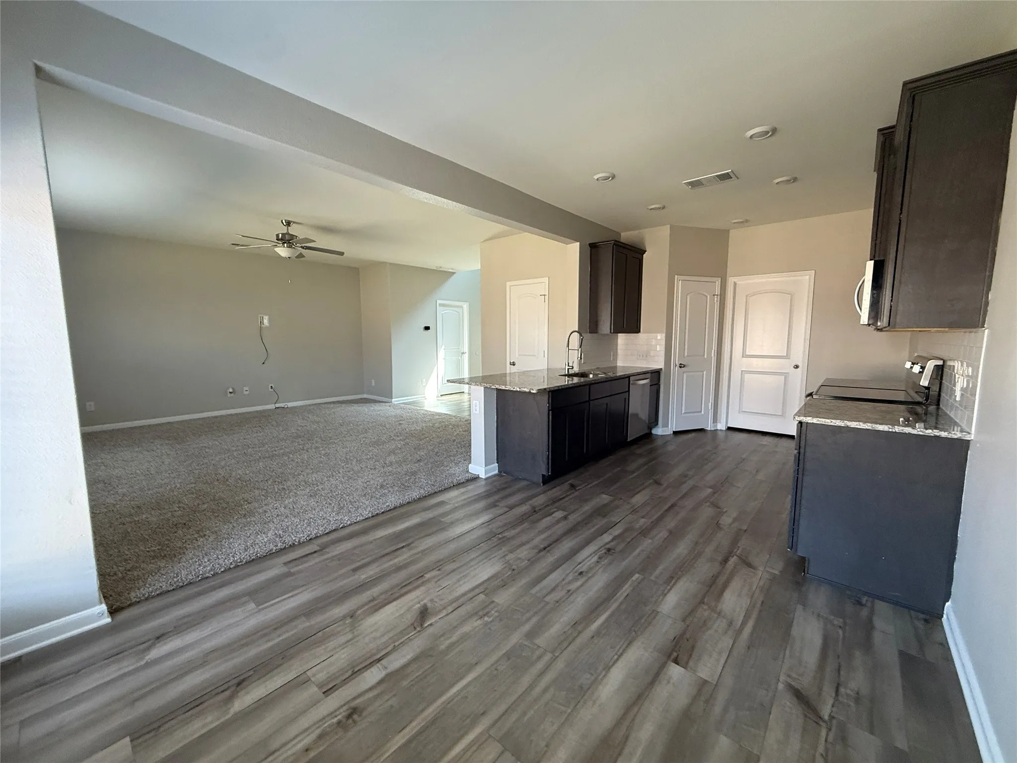 Single Family Residence For Rent in Collin County , 268 Honeysuckle Lane, Princeton, Texas 75407, 4 Bedroom, 3 Bathroom, 2 Garage spaces, 2,191 Sqft, built in 2021, mls#21400179, Real Estate Agent in Princeton, Homes For Rent in Collin county, Homes For Rent in Princeton, Realtor in Princeton Texas, Real Estate Brokerage Independent Realty Texas, Luminita Cordes Realtor