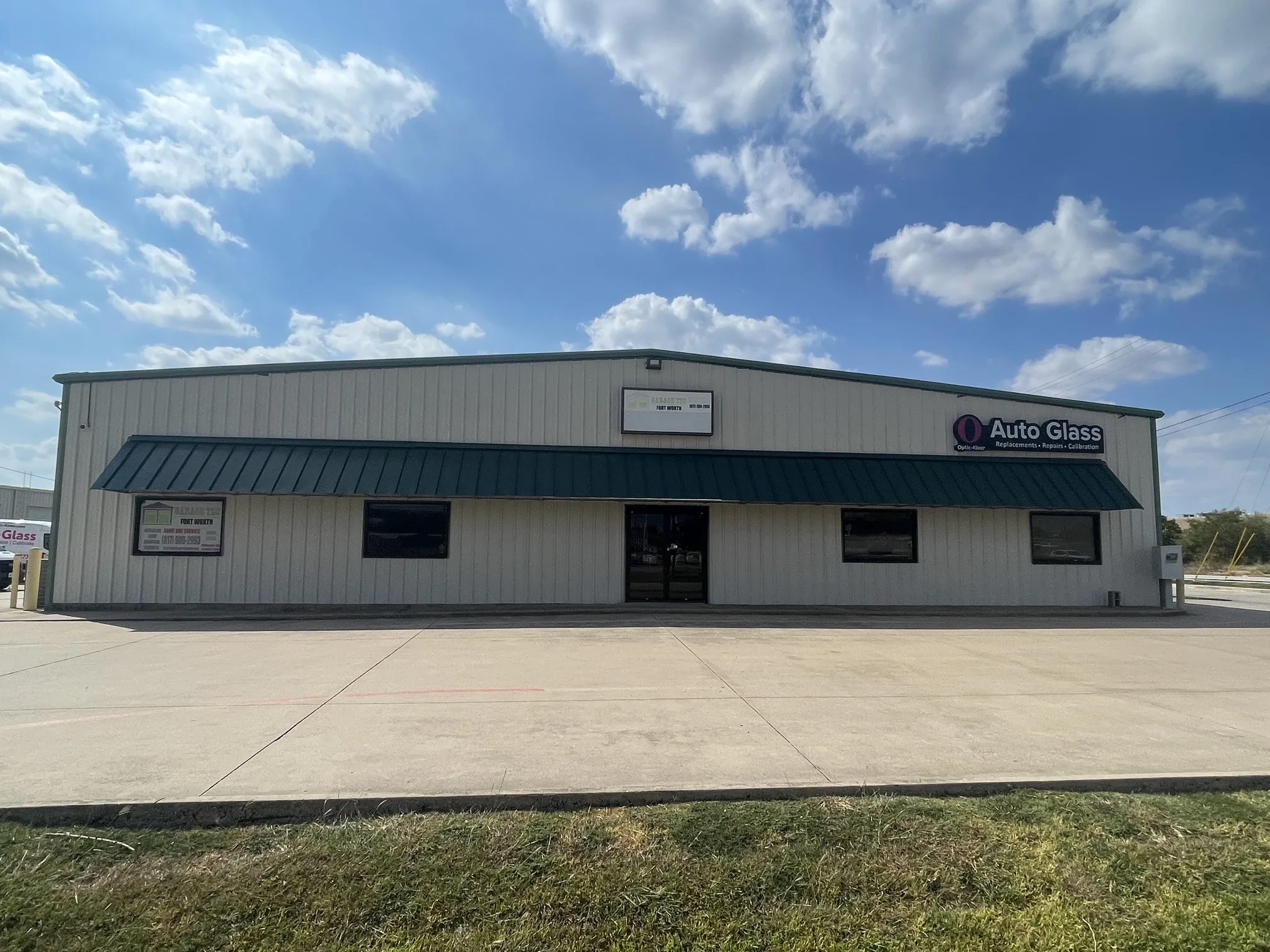 Warehouse For Sale in Tarrant County , 5940 Kroger Drive 10, Fort Worth, Texas 76244, 0, 0, Garage spaces, 0 Sqft, built in 2001, mls#21400180, Real Estate Agent in Fort Worth, Homes For Sale in Tarrant county, Homes For Sale in Fort Worth, Realtor in Fort Worth Texas, Real Estate Brokerage Independent Realty Texas, Luminita Cordes Realtor