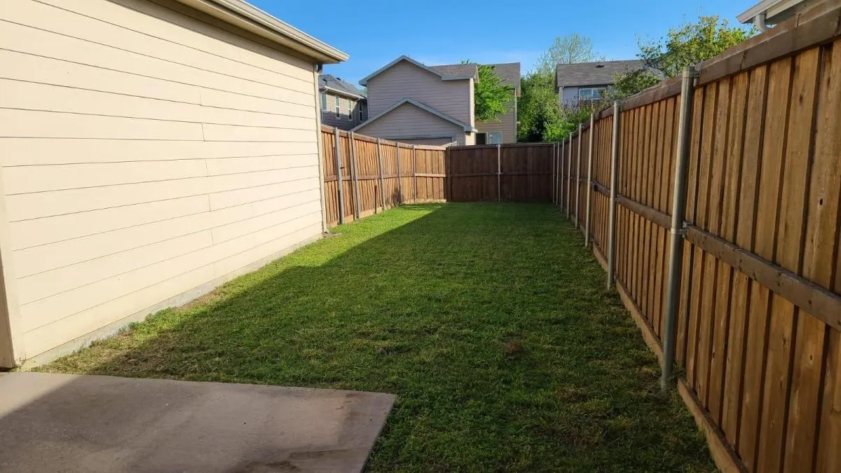Single Family Residence For Sale in Collin County , 7105 Cotton Seed Drive, Mc Kinney, Texas 75070, 3 Bedroom, 3 Bathroom, 2 Garage spaces, 1,664 Sqft, built in 2007, mls#21400171, Real Estate Agent in Mc Kinney, Homes For Sale in Collin county, Homes For Sale in Mc Kinney, Realtor in Mc Kinney Texas, Real Estate Brokerage Independent Realty Texas, Luminita Cordes Realtor
