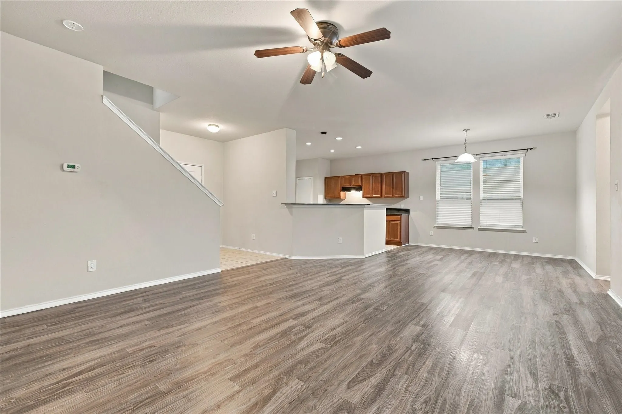 Single Family Residence For Sale in Collin County , 7105 Cotton Seed Drive, Mc Kinney, Texas 75070, 3 Bedroom, 3 Bathroom, 2 Garage spaces, 1,664 Sqft, built in 2007, mls#21400171, Real Estate Agent in Mc Kinney, Homes For Sale in Collin county, Homes For Sale in Mc Kinney, Realtor in Mc Kinney Texas, Real Estate Brokerage Independent Realty Texas, Luminita Cordes Realtor