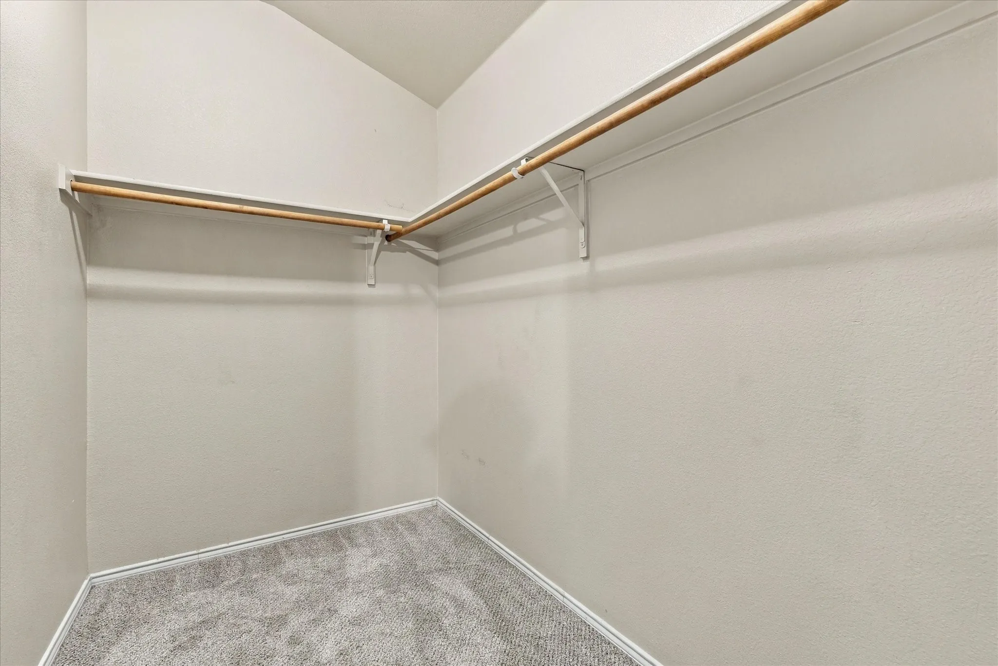Single Family Residence For Sale in Collin County , 7105 Cotton Seed Drive, Mc Kinney, Texas 75070, 3 Bedroom, 3 Bathroom, 2 Garage spaces, 1,664 Sqft, built in 2007, mls#21400171, Real Estate Agent in Mc Kinney, Homes For Sale in Collin county, Homes For Sale in Mc Kinney, Realtor in Mc Kinney Texas, Real Estate Brokerage Independent Realty Texas, Luminita Cordes Realtor