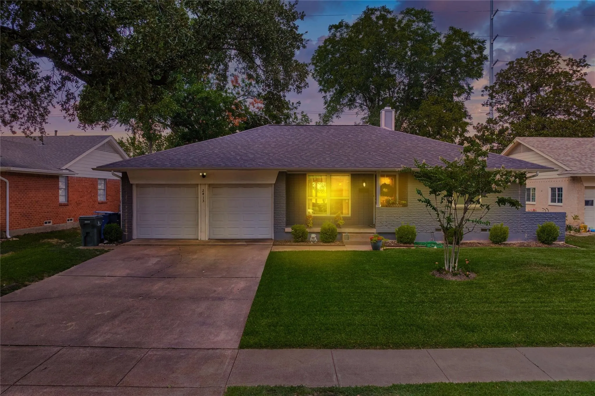 Single Family Residence For Sale in Dallas County , 2413 Cardinal Lane, Garland, Texas 75042, 3 Bedroom, 2 Bathroom, 2 Garage spaces, 1,363 Sqft, built in 1960, mls#21400184, Real Estate Agent in Garland, Homes For Sale in Dallas county, Homes For Sale in Garland, Realtor in Garland Texas, Real Estate Brokerage Independent Realty Texas, Luminita Cordes Realtor