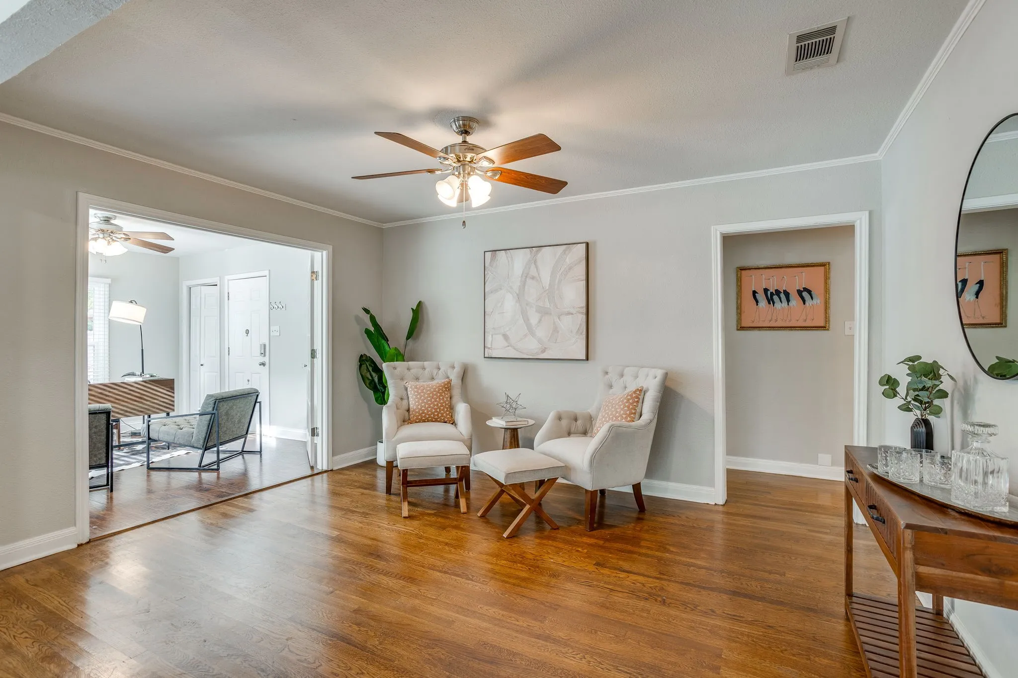 Single Family Residence For Sale in Ellis County , 303 Harbin Avenue, Waxahachie, Texas 75165, 3 Bedroom, 1 Bathroom, Garage spaces, 1,644 Sqft, built in 1956, mls#21392890, Real Estate Agent in Waxahachie, Homes For Sale in Ellis county, Homes For Sale in Waxahachie, Realtor in Waxahachie Texas, Real Estate Brokerage Independent Realty Texas, Luminita Cordes Realtor
