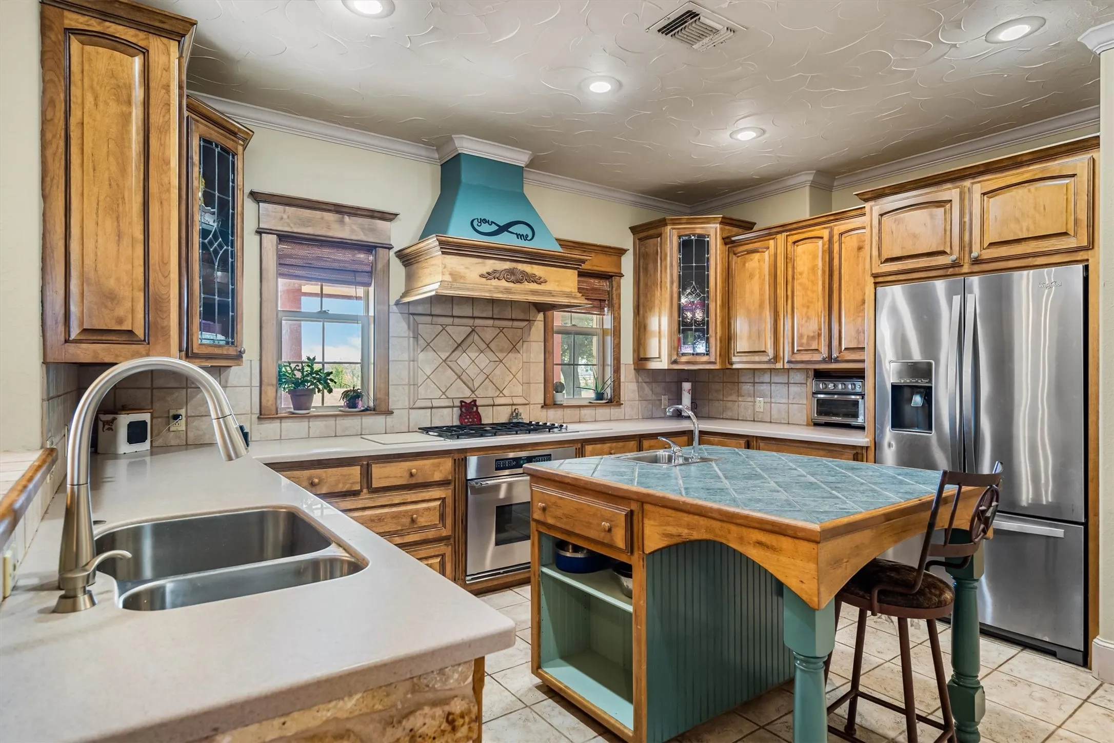 Single Family Residence For Sale in Grayson County , 1233 Fm 901, Collinsville, Texas 76233, 3 Bedroom, 2 Bathroom, 2 Garage spaces, 1,788 Sqft, built in 2003, mls#21399608, Real Estate Agent in Collinsville, Homes For Sale in Grayson county, Homes For Sale in Collinsville, Realtor in Collinsville Texas, Real Estate Brokerage Independent Realty Texas, Luminita Cordes Realtor