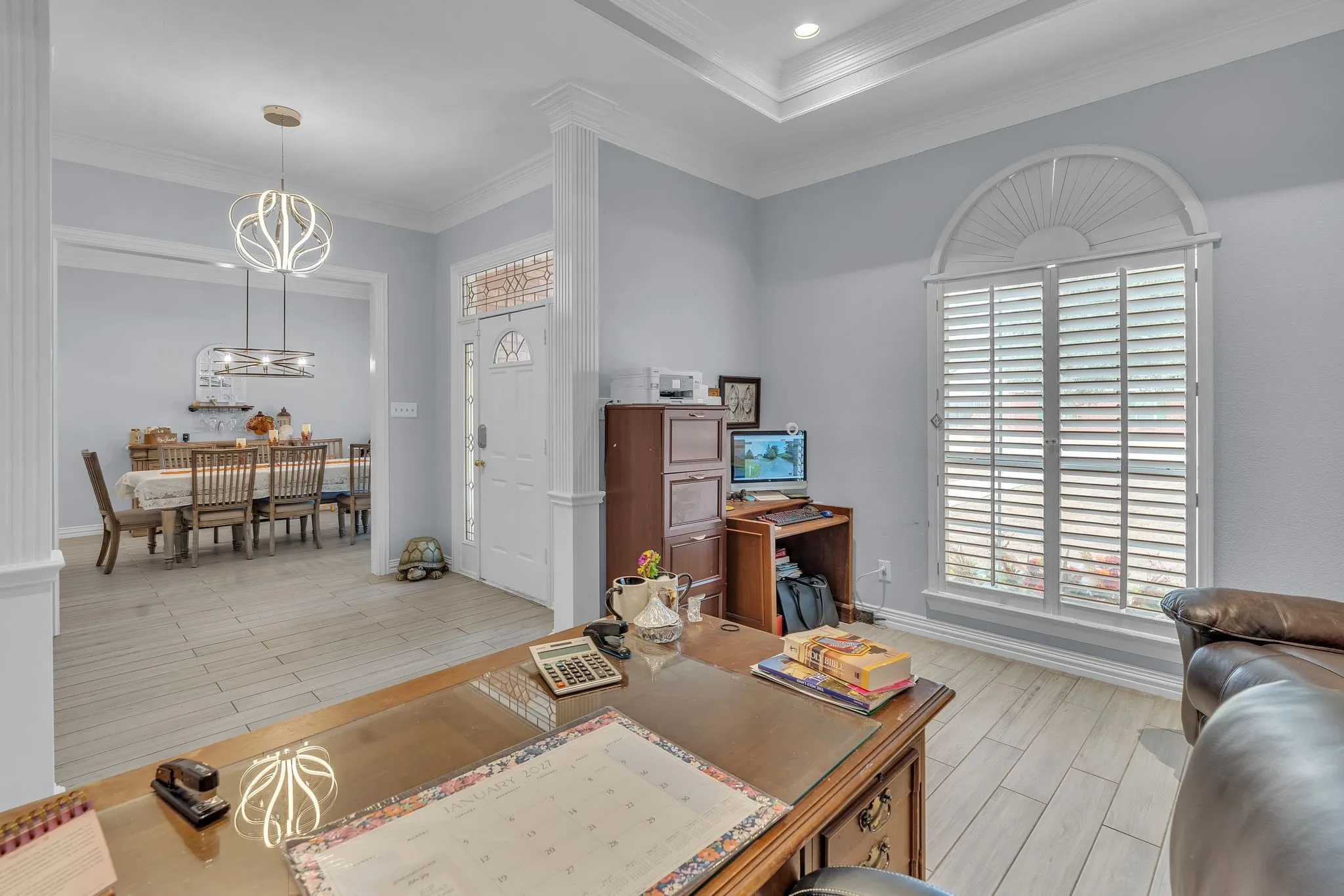 Single Family Residence For Sale in Tarrant County , 128 Lakeside Oaks Circle, Lakeside, Texas 76135, 3 Bedroom, 2 Bathroom, 2 Garage spaces, 2,513 Sqft, built in 1994, mls#21399828, Real Estate Agent in Lakeside, Homes For Sale in Tarrant county, Homes For Sale in Lakeside, Realtor in Lakeside Texas, Real Estate Brokerage Independent Realty Texas, Luminita Cordes Realtor