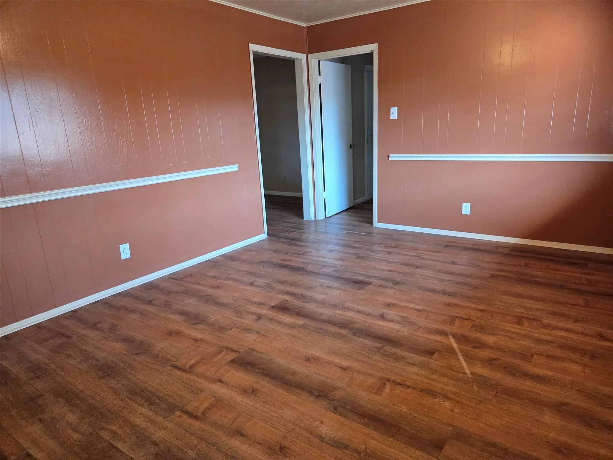 Single Family Residence For Sale in Tarrant County , 3812 Triumph Street, Forest Hill, Texas 76119, 3 Bedroom, 2 Bathroom, 2 Garage spaces, 1,927 Sqft, built in 1964, mls#21400145, Real Estate Agent in Forest Hill, Homes For Sale in Tarrant county, Homes For Sale in Forest Hill, Realtor in Forest Hill Texas, Real Estate Brokerage Independent Realty Texas, Luminita Cordes Realtor