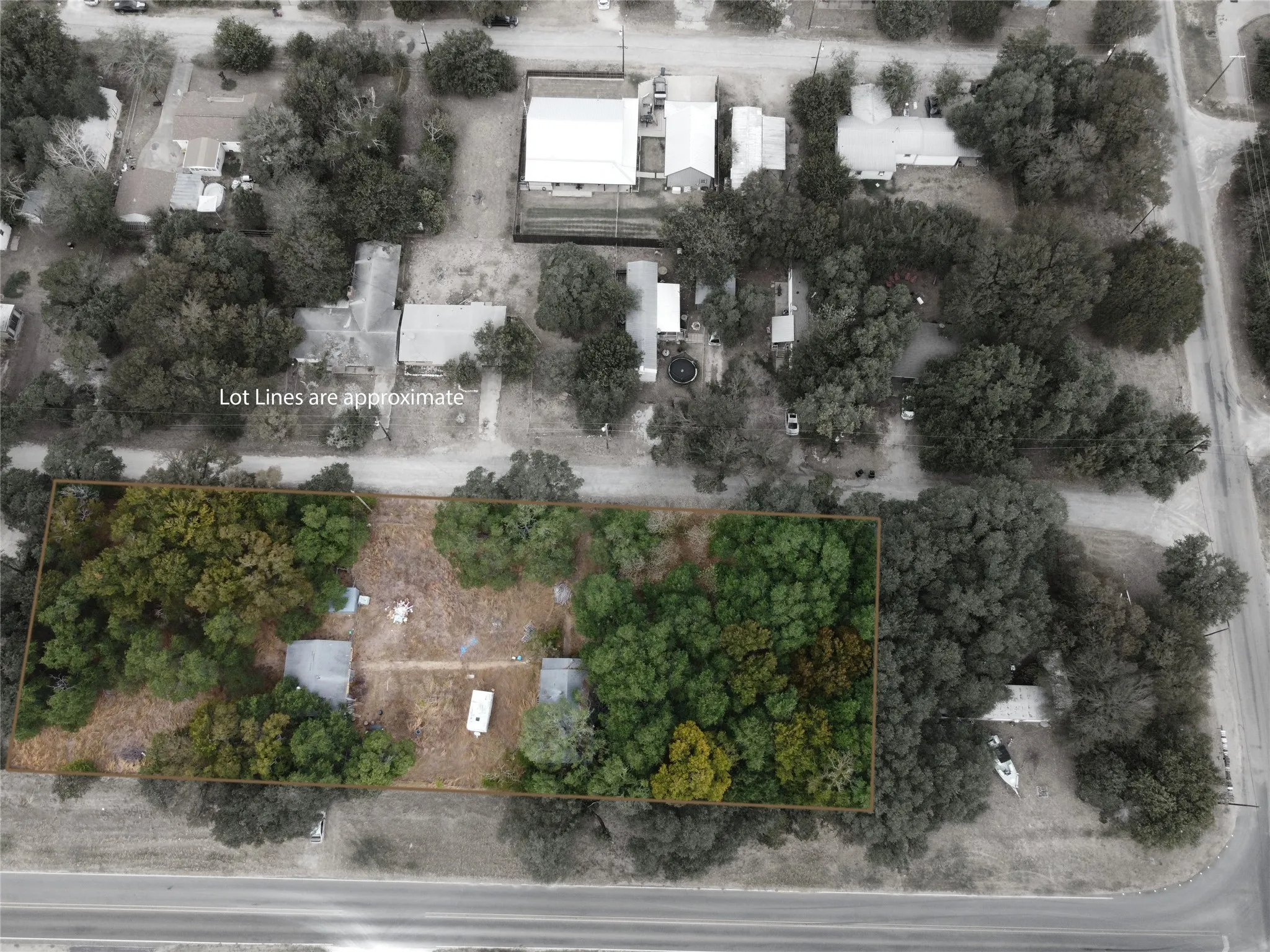 Single Family Residence For Sale in Bosque County , 212 County Road 1746, Clifton, Texas 76634, 1 Bedroom, 0, Garage spaces, 1,260 Sqft, built in 1965, mls#21400201, Real Estate Agent in Clifton, Homes For Sale in Bosque county, Homes For Sale in Clifton, Realtor in Clifton Texas, Real Estate Brokerage Independent Realty Texas, Luminita Cordes Realtor