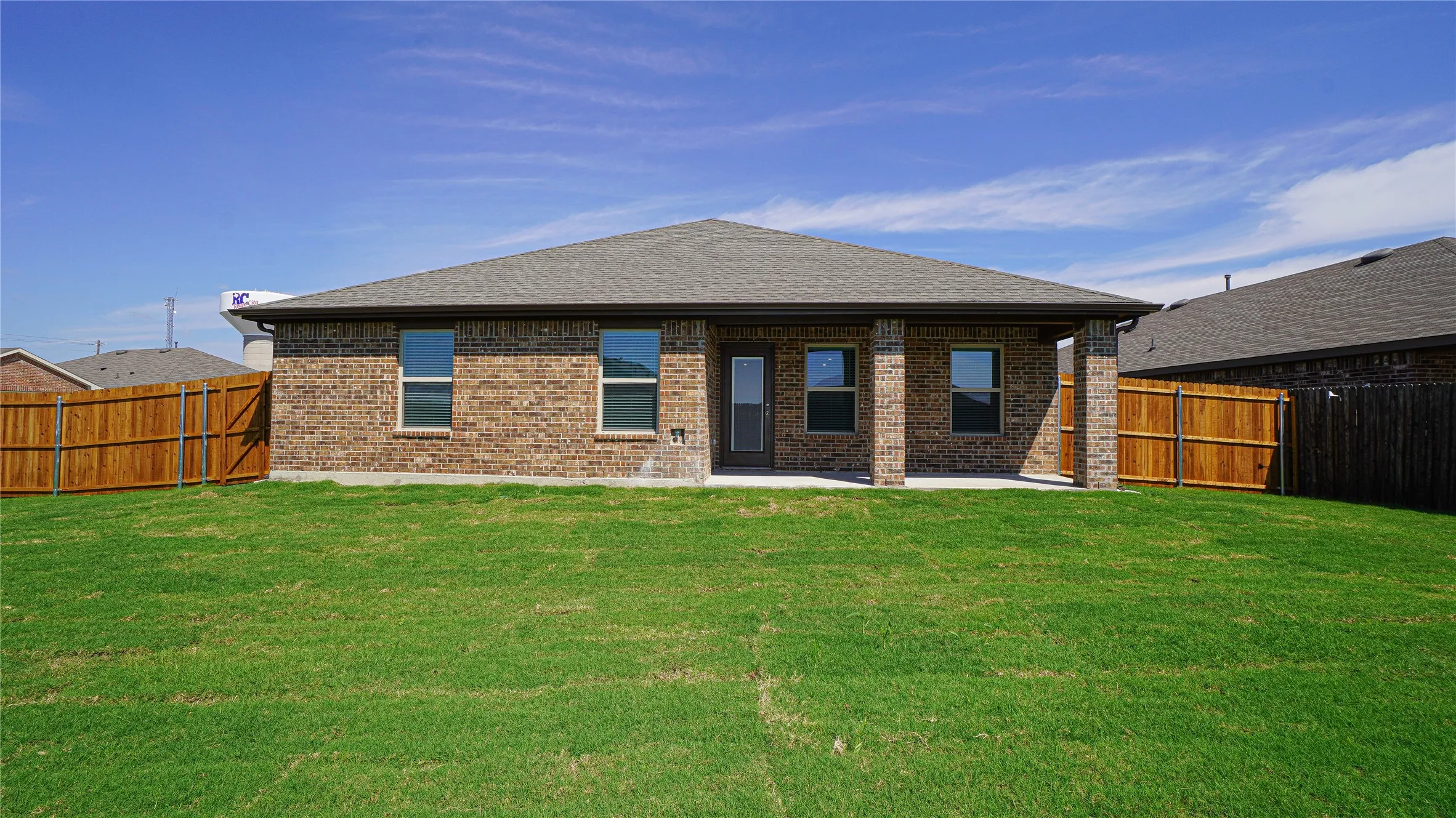 Single Family Residence For Rent in Hunt County , 2900 Lawson Drive, Royse City, Texas 75189, 4 Bedroom, 2 Bathroom, 2 Garage spaces, 2,107 Sqft, built in 2026, mls#21398588, Real Estate Agent in Royse City, Homes For Rent in Hunt county, Homes For Rent in Royse City, Realtor in Royse City Texas, Real Estate Brokerage Independent Realty Texas, Luminita Cordes Realtor