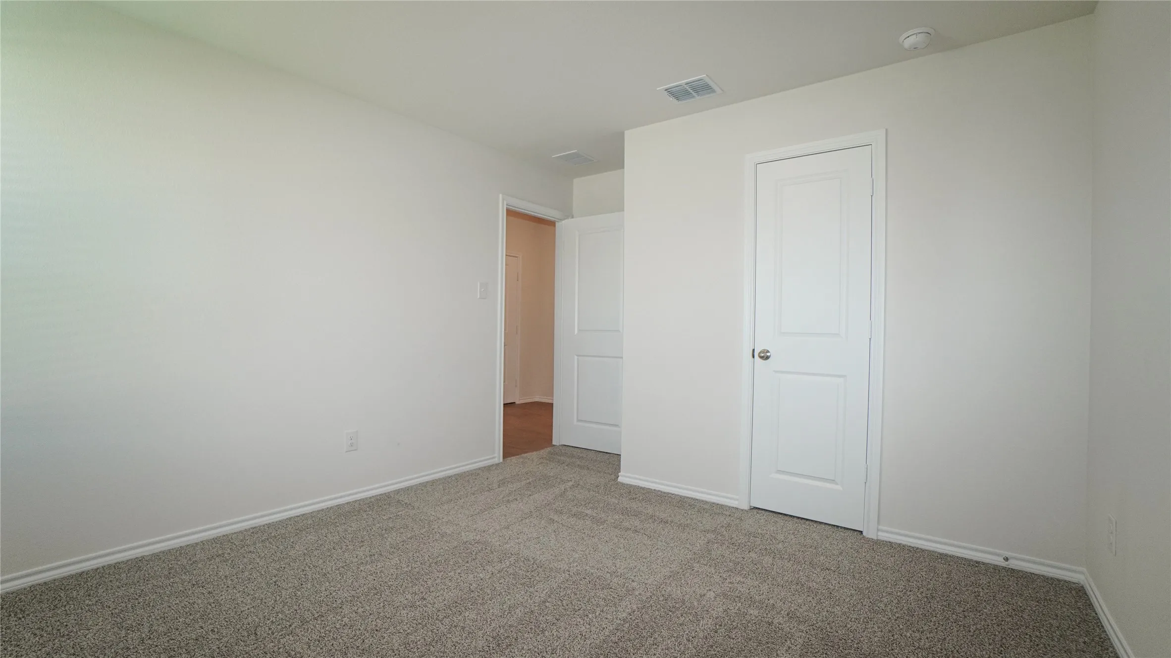 Single Family Residence For Rent in Hunt County , 2900 Lawson Drive, Royse City, Texas 75189, 4 Bedroom, 2 Bathroom, 2 Garage spaces, 2,107 Sqft, built in 2026, mls#21398588, Real Estate Agent in Royse City, Homes For Rent in Hunt county, Homes For Rent in Royse City, Realtor in Royse City Texas, Real Estate Brokerage Independent Realty Texas, Luminita Cordes Realtor