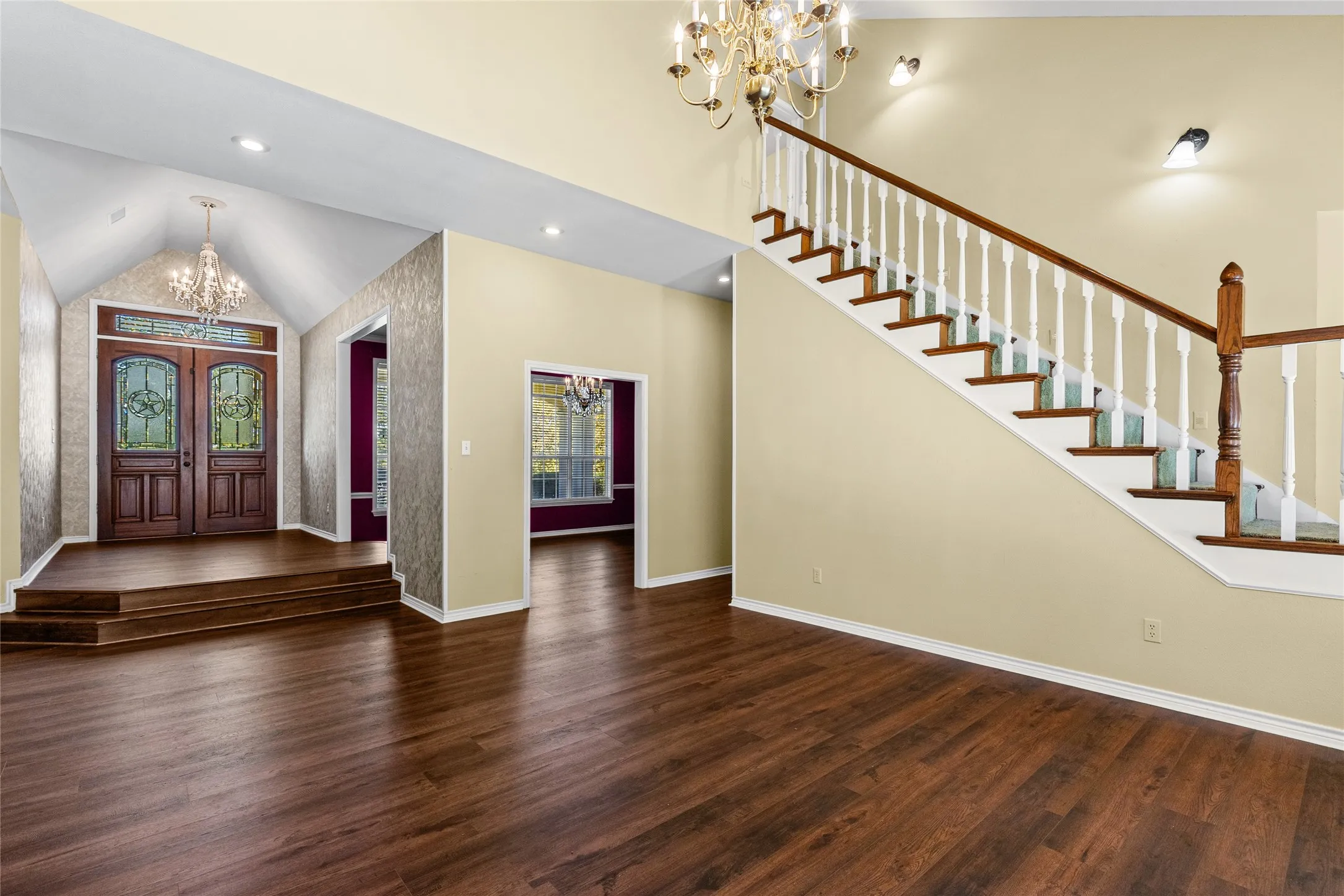 Single Family Residence For Sale in Hopkins County , 1200 County Road 2307, Sulphur Springs, Texas 75482, 5 Bedroom, 5 Bathroom, 9 Garage spaces, 5,359 Sqft, built in 1997, mls#21369244, Real Estate Agent in Sulphur Springs, Homes For Sale in Hopkins county, Homes For Sale in Sulphur Springs, Realtor in Sulphur Springs Texas, Real Estate Brokerage Independent Realty Texas, Luminita Cordes Realtor