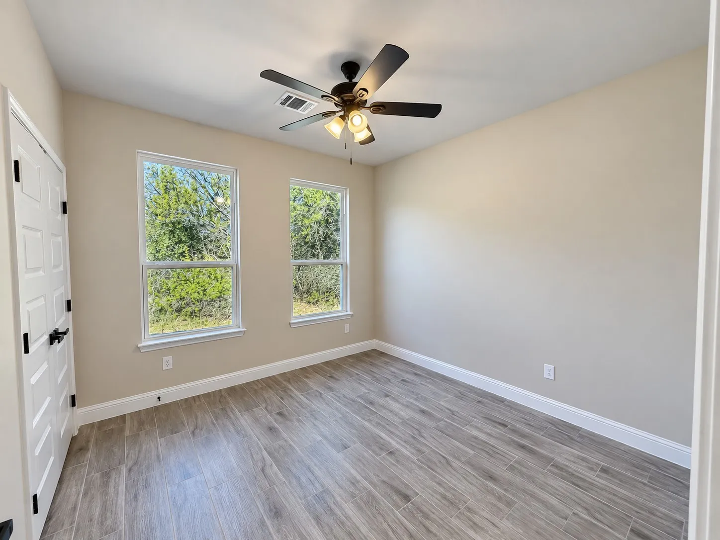 Single Family Residence For Sale in Hood County , 5907 Black Pine Circle, Granbury, Texas 76048, 3 Bedroom, 2 Bathroom, 2 Garage spaces, 1,337 Sqft, built in 2026, mls#21389516, Real Estate Agent in Granbury, Homes For Sale in Hood county, Homes For Sale in Granbury, Realtor in Granbury Texas, Real Estate Brokerage Independent Realty Texas, Luminita Cordes Realtor