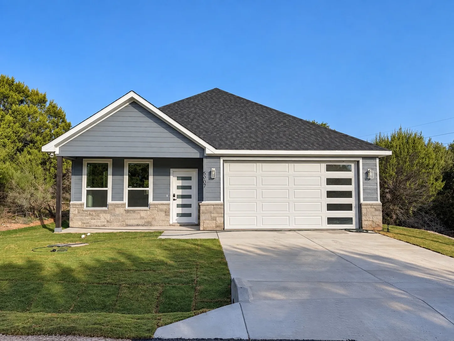 Single Family Residence For Sale in Hood County , 5907 Black Pine Circle, Granbury, Texas 76048, 3 Bedroom, 2 Bathroom, 2 Garage spaces, 1,337 Sqft, built in 2026, mls#21389516, Real Estate Agent in Granbury, Homes For Sale in Hood county, Homes For Sale in Granbury, Realtor in Granbury Texas, Real Estate Brokerage Independent Realty Texas, Luminita Cordes Realtor