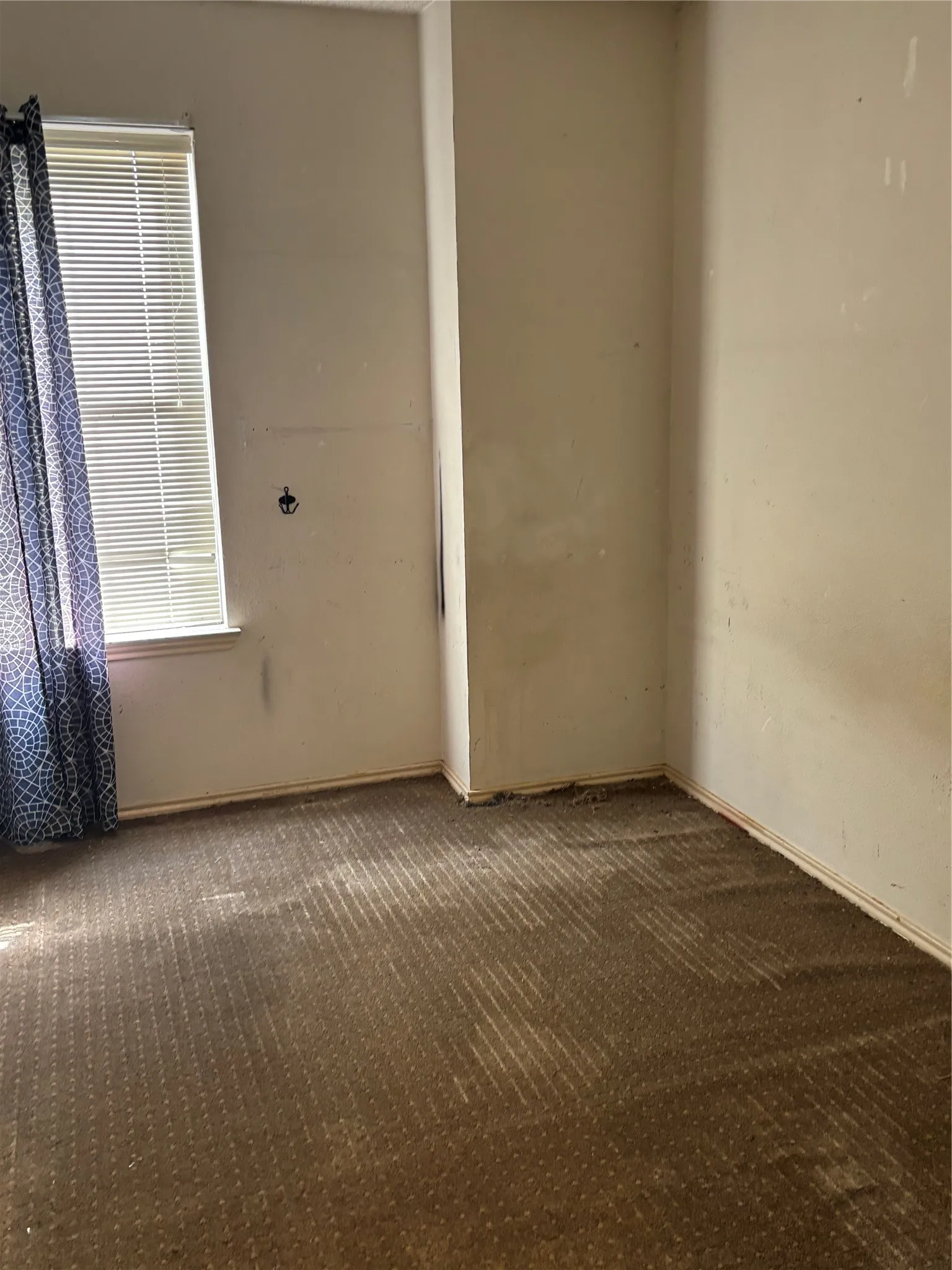 Single Family Residence For Sale in Dallas County , 2524 Heatherdale Drive, Mesquite, Texas 75150, 3 Bedroom, 3 Bathroom, 2 Garage spaces, 2,142 Sqft, built in 1987, mls#21400221, Real Estate Agent in Mesquite, Homes For Sale in Dallas county, Homes For Sale in Mesquite, Realtor in Mesquite Texas, Real Estate Brokerage Independent Realty Texas, Luminita Cordes Realtor