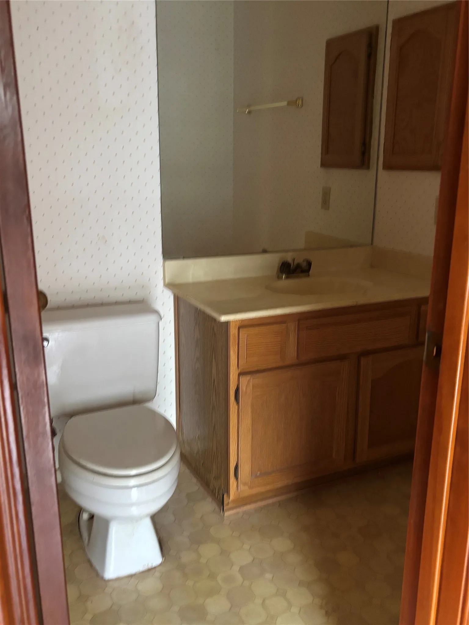 Single Family Residence For Sale in Dallas County , 2524 Heatherdale Drive, Mesquite, Texas 75150, 3 Bedroom, 3 Bathroom, 2 Garage spaces, 2,142 Sqft, built in 1987, mls#21400221, Real Estate Agent in Mesquite, Homes For Sale in Dallas county, Homes For Sale in Mesquite, Realtor in Mesquite Texas, Real Estate Brokerage Independent Realty Texas, Luminita Cordes Realtor