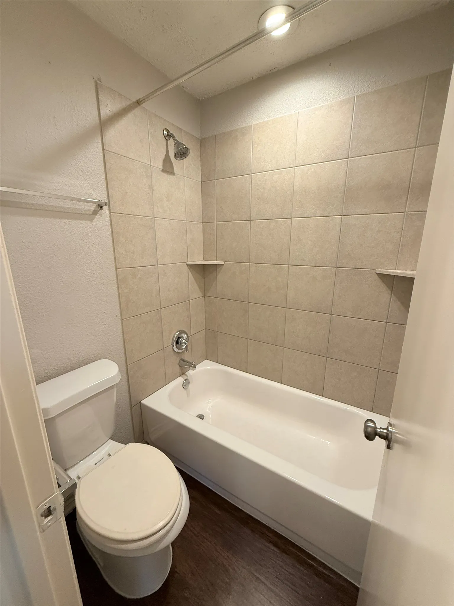 Single Family Residence For Rent in Dallas County , 5422 Kentcroft Drive, Garland, Texas 75043, 3 Bedroom, 2 Bathroom, 2 Garage spaces, 1,405 Sqft, built in 1971, mls#21400232, Real Estate Agent in Garland, Homes For Rent in Dallas county, Homes For Rent in Garland, Realtor in Garland Texas, Real Estate Brokerage Independent Realty Texas, Luminita Cordes Realtor