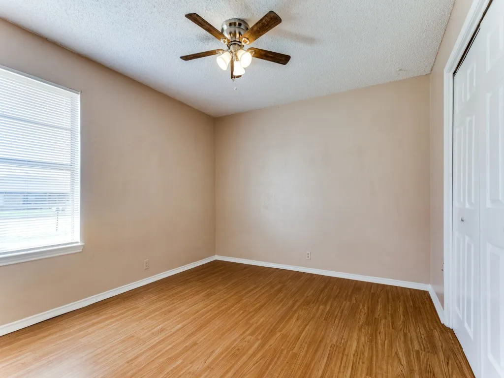 Townhouse For Rent in Johnson County , 1111 N Nolan River Road B, Cleburne, Texas 76033, 3 Bedroom, 2 Bathroom, 2 Garage spaces, 1,530 Sqft, built in 1978, mls#21399788, Real Estate Agent in Cleburne, Homes For Rent in Johnson county, Homes For Rent in Cleburne, Realtor in Cleburne Texas, Real Estate Brokerage Independent Realty Texas, Luminita Cordes Realtor