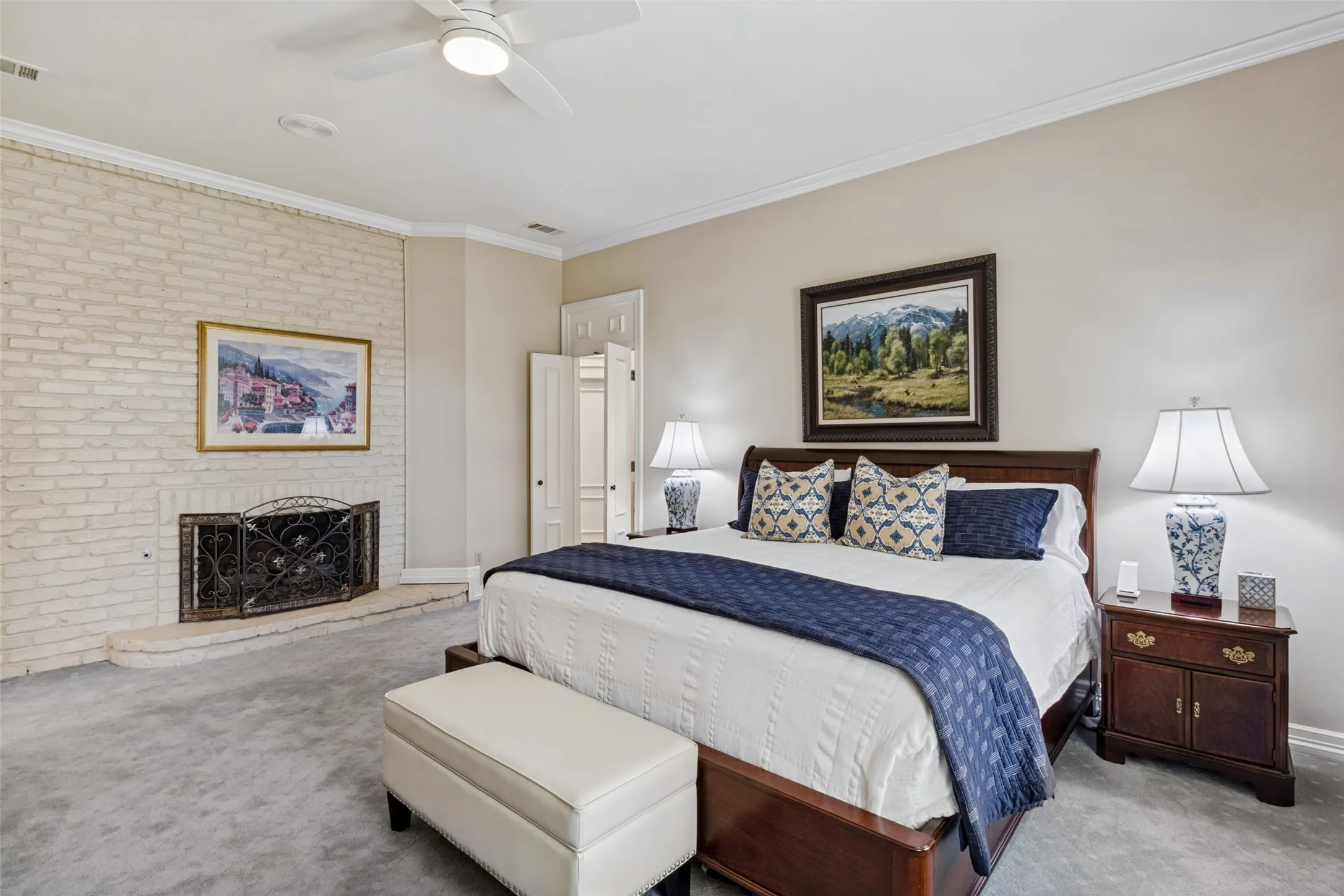 Single Family Residence For Sale in Dallas County , 12131 Vendome Place, Dallas, Texas 75230, 3 Bedroom, 3 Bathroom, 2 Garage spaces, 2,752 Sqft, built in 1983, mls#21400193, Real Estate Agent in Dallas, Homes For Sale in Dallas county, Homes For Sale in Dallas, Realtor in Dallas Texas, Real Estate Brokerage Independent Realty Texas, Luminita Cordes Realtor