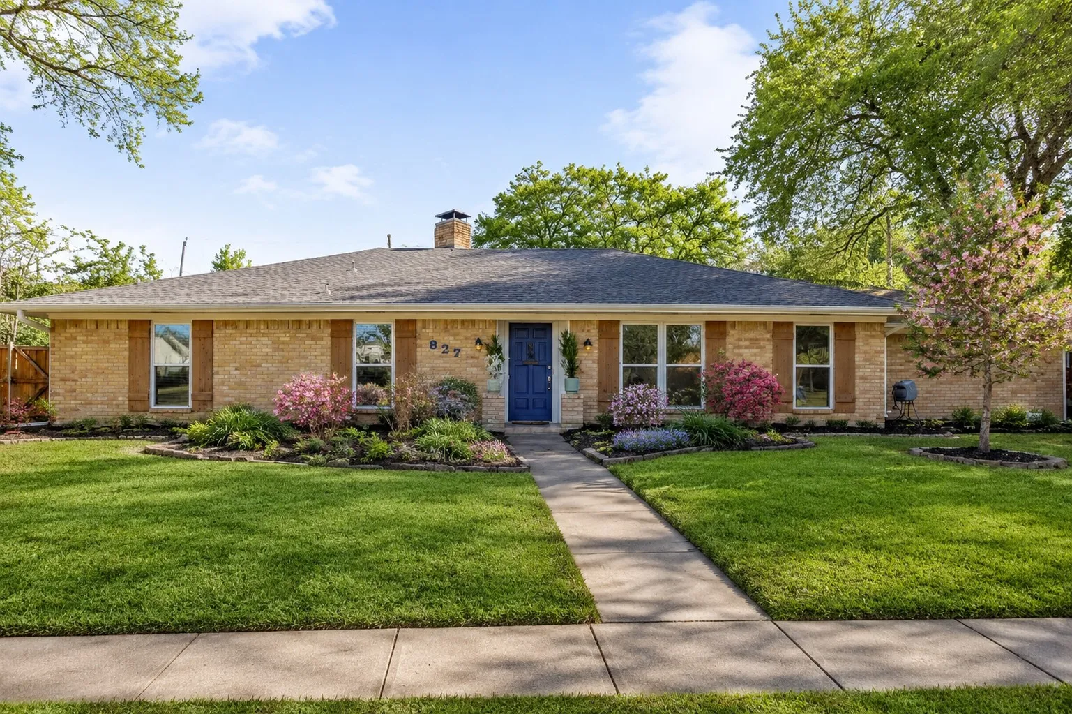 Single Family Residence For Sale in Dallas County , 827 Teakwood Place, Richardson, Texas 75080, 4 Bedroom, 2 Bathroom, 2 Garage spaces, 2,047 Sqft, built in 1969, mls#21397849, Real Estate Agent in Richardson, Homes For Sale in Dallas county, Homes For Sale in Richardson, Realtor in Richardson Texas, Real Estate Brokerage Independent Realty Texas, Luminita Cordes Realtor