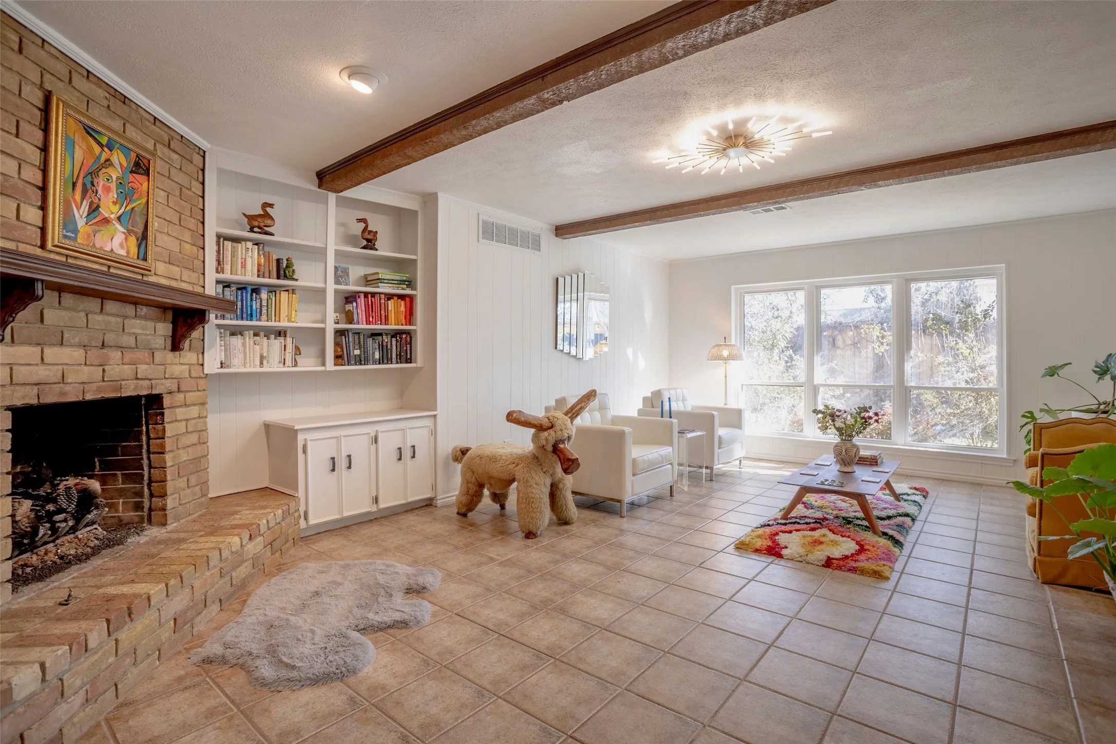 Single Family Residence For Sale in Dallas County , 827 Teakwood Place, Richardson, Texas 75080, 4 Bedroom, 2 Bathroom, 2 Garage spaces, 2,047 Sqft, built in 1969, mls#21397849, Real Estate Agent in Richardson, Homes For Sale in Dallas county, Homes For Sale in Richardson, Realtor in Richardson Texas, Real Estate Brokerage Independent Realty Texas, Luminita Cordes Realtor