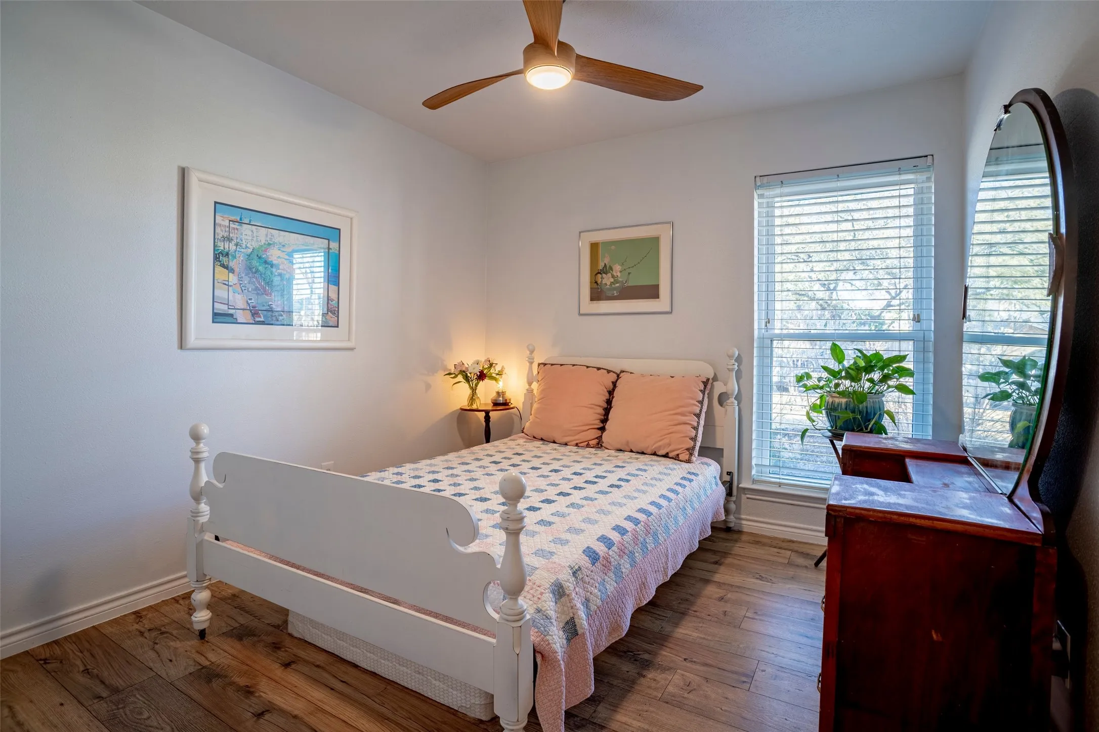 Single Family Residence For Sale in Dallas County , 827 Teakwood Place, Richardson, Texas 75080, 4 Bedroom, 2 Bathroom, 2 Garage spaces, 2,047 Sqft, built in 1969, mls#21397849, Real Estate Agent in Richardson, Homes For Sale in Dallas county, Homes For Sale in Richardson, Realtor in Richardson Texas, Real Estate Brokerage Independent Realty Texas, Luminita Cordes Realtor
