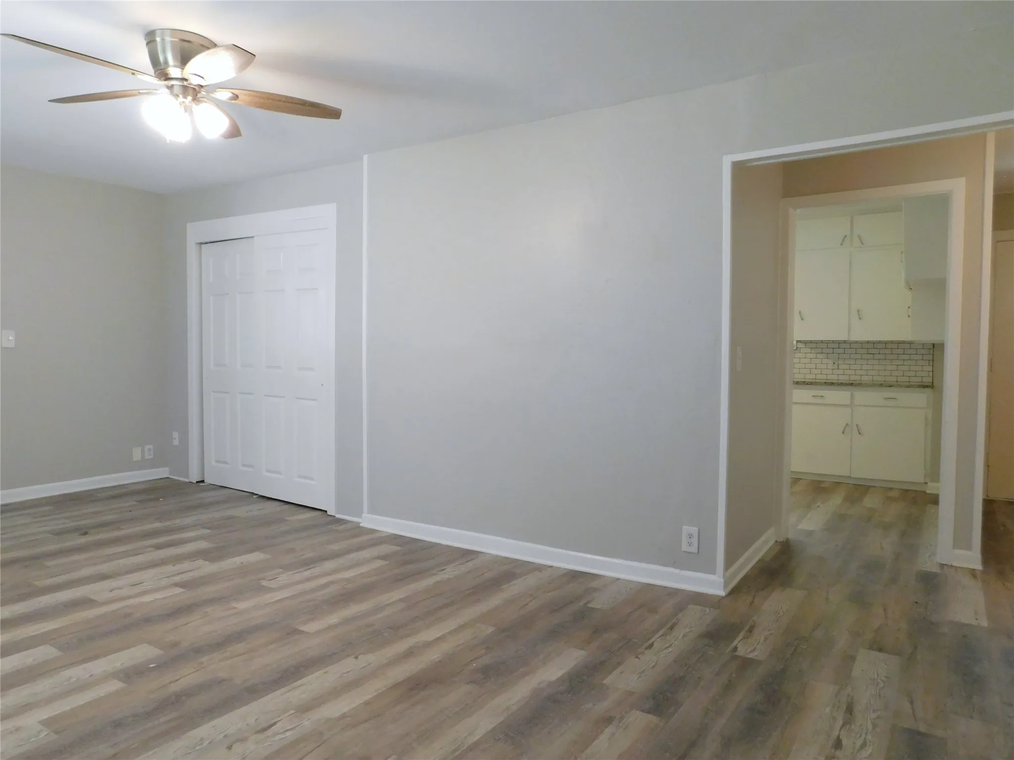 Single Family Residence For Rent in Denton County , 819 Thomas Street, Denton, Texas 76201, 3 Bedroom, 2 Bathroom, Garage spaces, 1,738 Sqft, built in 1957, mls#21399232, Real Estate Agent in Denton, Homes For Rent in Denton county, Homes For Rent in Denton, Realtor in Denton Texas, Real Estate Brokerage Independent Realty Texas, Luminita Cordes Realtor