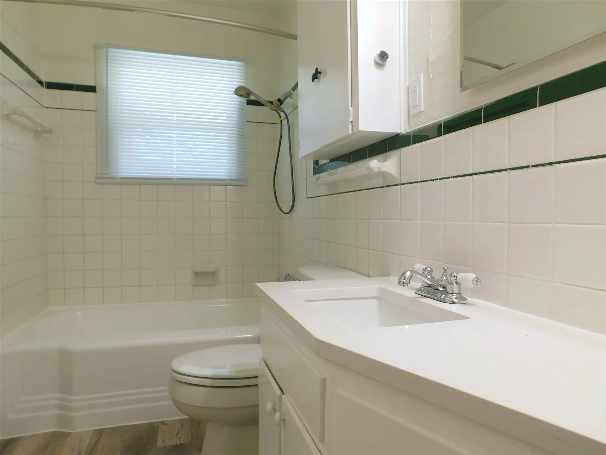 Single Family Residence For Rent in Denton County , 819 Thomas Street, Denton, Texas 76201, 3 Bedroom, 2 Bathroom, Garage spaces, 1,738 Sqft, built in 1957, mls#21399232, Real Estate Agent in Denton, Homes For Rent in Denton county, Homes For Rent in Denton, Realtor in Denton Texas, Real Estate Brokerage Independent Realty Texas, Luminita Cordes Realtor