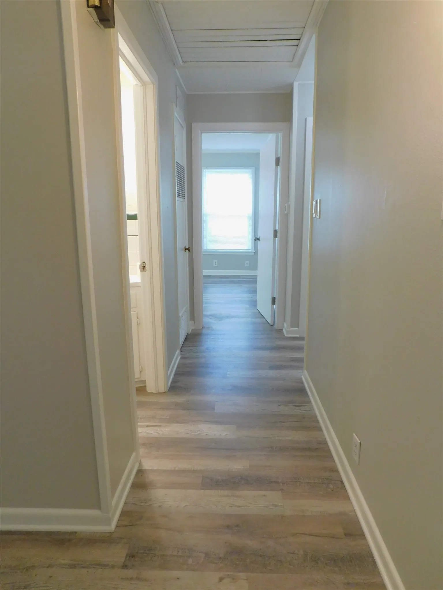 Single Family Residence For Rent in Denton County , 819 Thomas Street, Denton, Texas 76201, 3 Bedroom, 2 Bathroom, Garage spaces, 1,738 Sqft, built in 1957, mls#21399232, Real Estate Agent in Denton, Homes For Rent in Denton county, Homes For Rent in Denton, Realtor in Denton Texas, Real Estate Brokerage Independent Realty Texas, Luminita Cordes Realtor