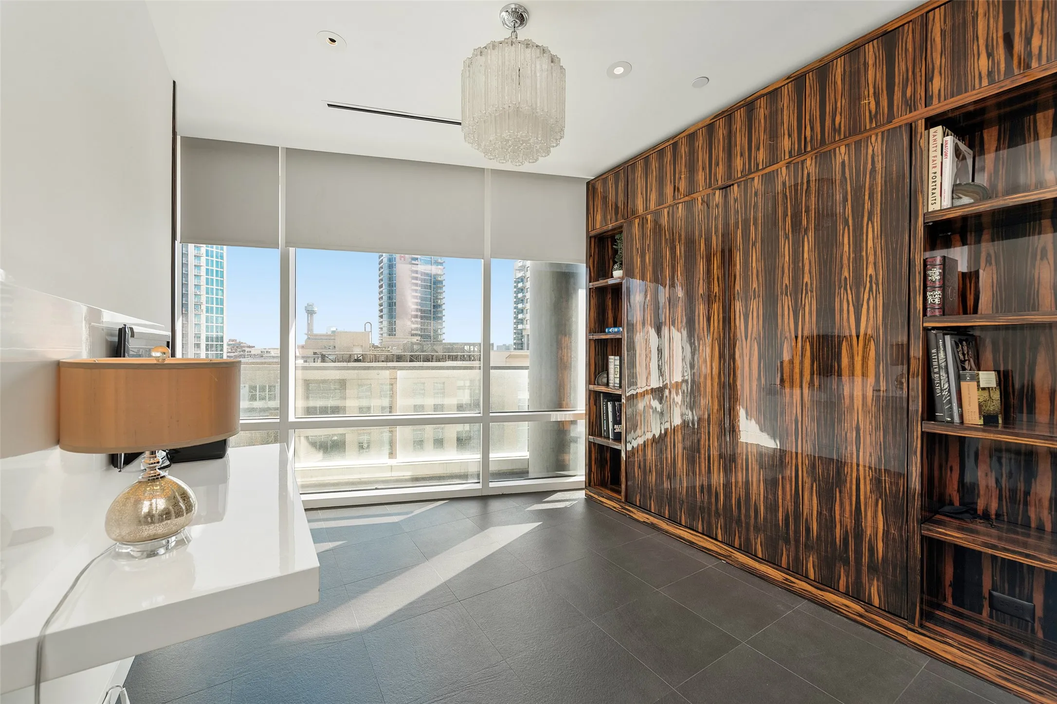Condominium For Rent in Dallas County , 2408 Victory Park Lane 735, Dallas, Texas 75219, 2 Bedroom, 2 Bathroom, 2 Garage spaces, 1,442 Sqft, built in 2005, mls#21398789, Real Estate Agent in Dallas, Homes For Rent in Dallas county, Homes For Rent in Dallas, Realtor in Dallas Texas, Real Estate Brokerage Independent Realty Texas, Luminita Cordes Realtor