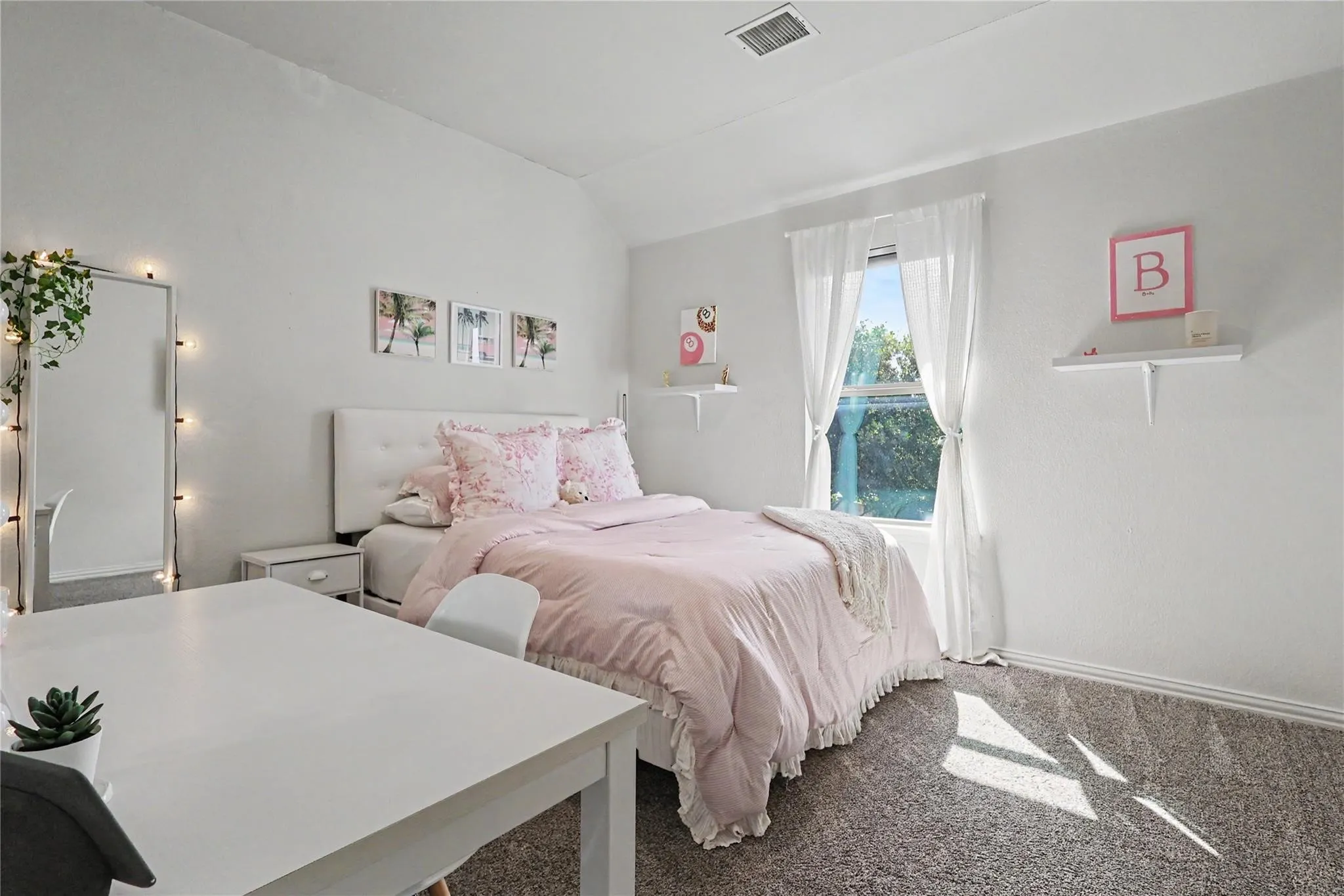 Single Family Residence For Rent in Collin County , 4828 Bridgewater Street, Plano, Texas 75074, 3 Bedroom, 3 Bathroom, 2 Garage spaces, 1,622 Sqft, built in 2015, mls#21400264, Real Estate Agent in Plano, Homes For Rent in Collin county, Homes For Rent in Plano, Realtor in Plano Texas, Real Estate Brokerage Independent Realty Texas, Luminita Cordes Realtor
