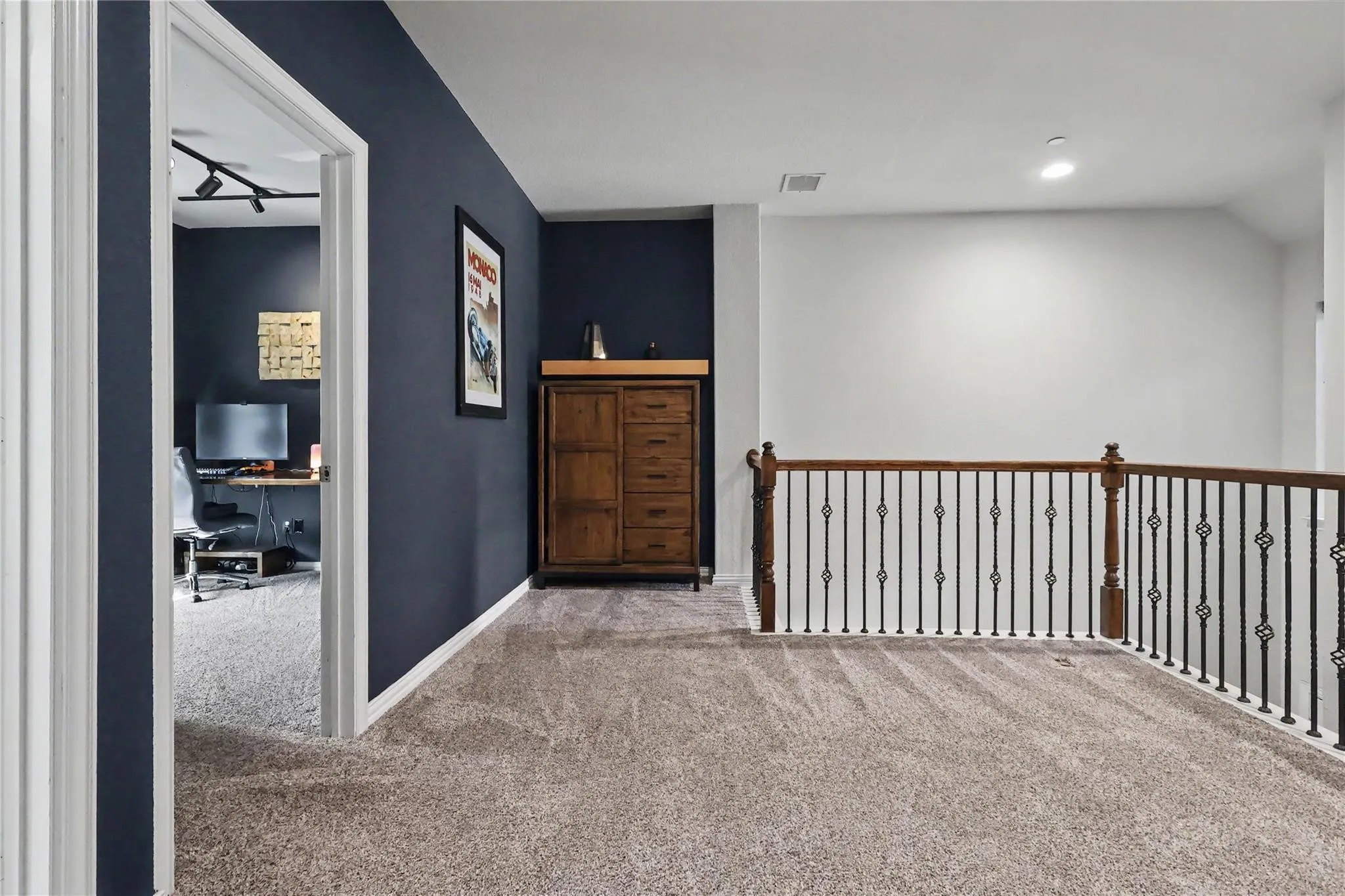 Single Family Residence For Rent in Collin County , 4828 Bridgewater Street, Plano, Texas 75074, 3 Bedroom, 3 Bathroom, 2 Garage spaces, 1,622 Sqft, built in 2015, mls#21400264, Real Estate Agent in Plano, Homes For Rent in Collin county, Homes For Rent in Plano, Realtor in Plano Texas, Real Estate Brokerage Independent Realty Texas, Luminita Cordes Realtor