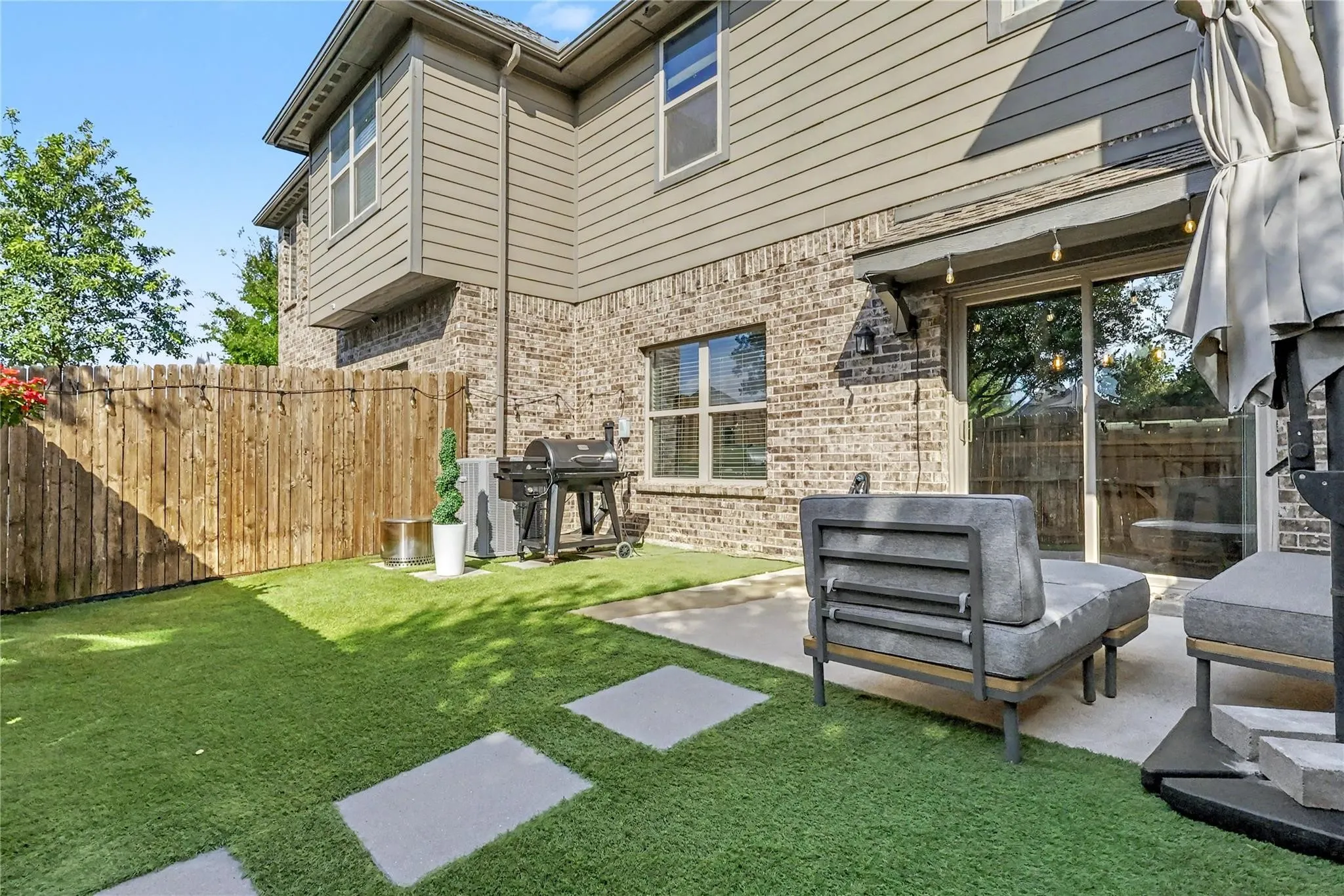 Single Family Residence For Rent in Collin County , 4828 Bridgewater Street, Plano, Texas 75074, 3 Bedroom, 3 Bathroom, 2 Garage spaces, 1,622 Sqft, built in 2015, mls#21400264, Real Estate Agent in Plano, Homes For Rent in Collin county, Homes For Rent in Plano, Realtor in Plano Texas, Real Estate Brokerage Independent Realty Texas, Luminita Cordes Realtor