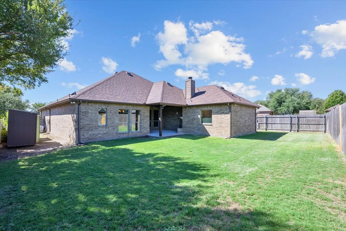 Single Family Residence For Sale in Parker County , 537 Zachary Drive, Weatherford, Texas 76087, 4 Bedroom, 3 Bathroom, 2 Garage spaces, 2,315 Sqft, built in 2014, mls#21393865, Real Estate Agent in Weatherford, Homes For Sale in Parker county, Homes For Sale in Weatherford, Realtor in Weatherford Texas, Real Estate Brokerage Independent Realty Texas, Luminita Cordes Realtor