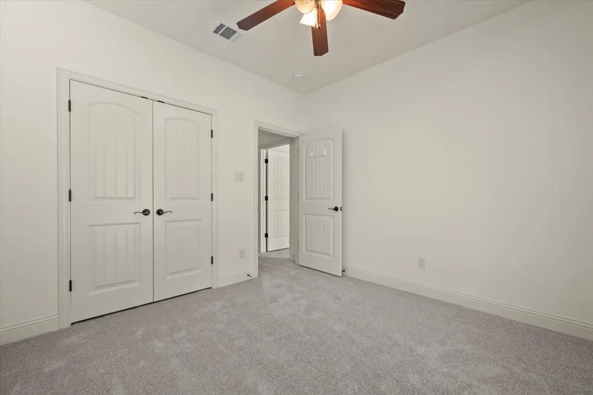Single Family Residence For Sale in Parker County , 537 Zachary Drive, Weatherford, Texas 76087, 4 Bedroom, 3 Bathroom, 2 Garage spaces, 2,315 Sqft, built in 2014, mls#21393865, Real Estate Agent in Weatherford, Homes For Sale in Parker county, Homes For Sale in Weatherford, Realtor in Weatherford Texas, Real Estate Brokerage Independent Realty Texas, Luminita Cordes Realtor