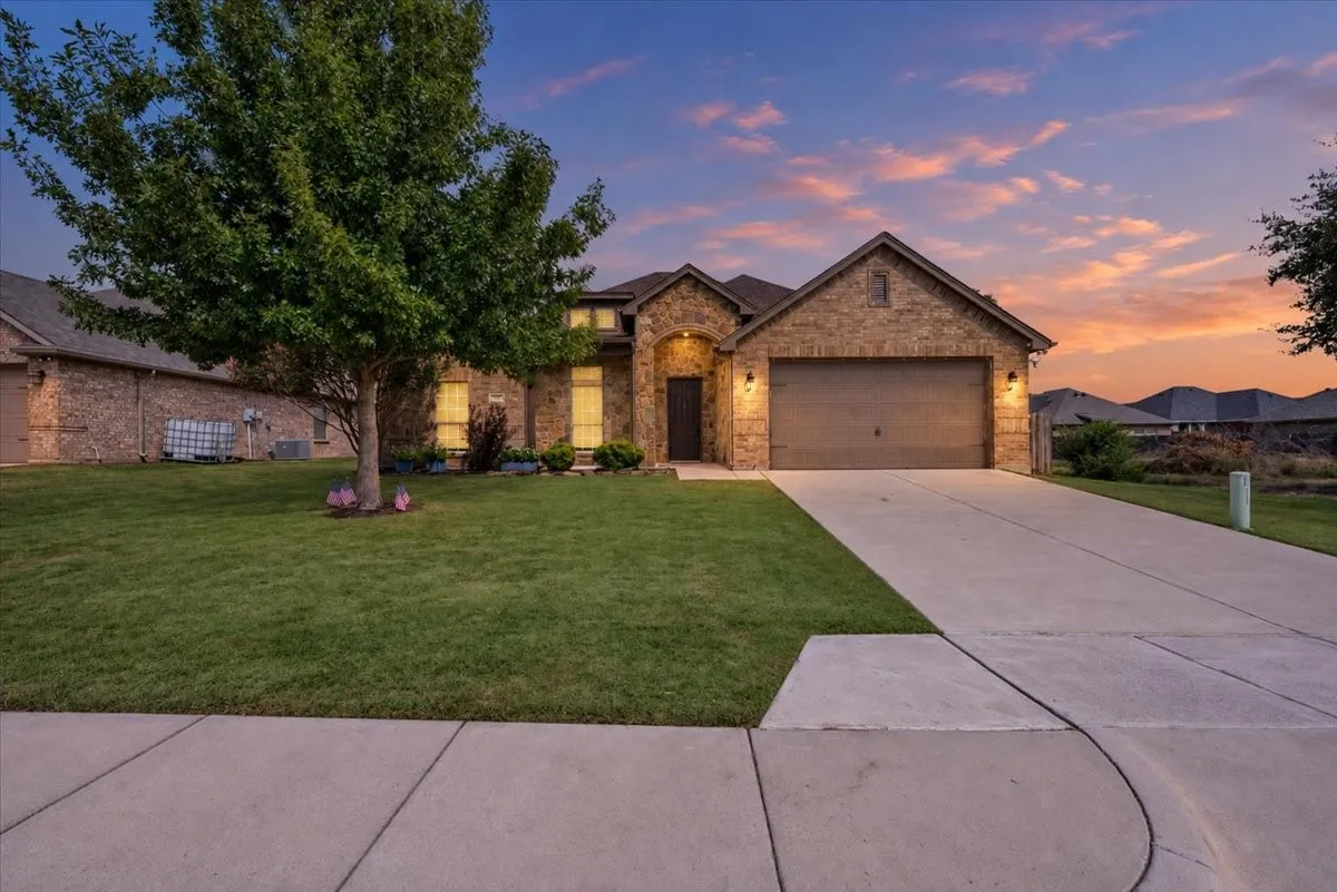 Single Family Residence For Sale