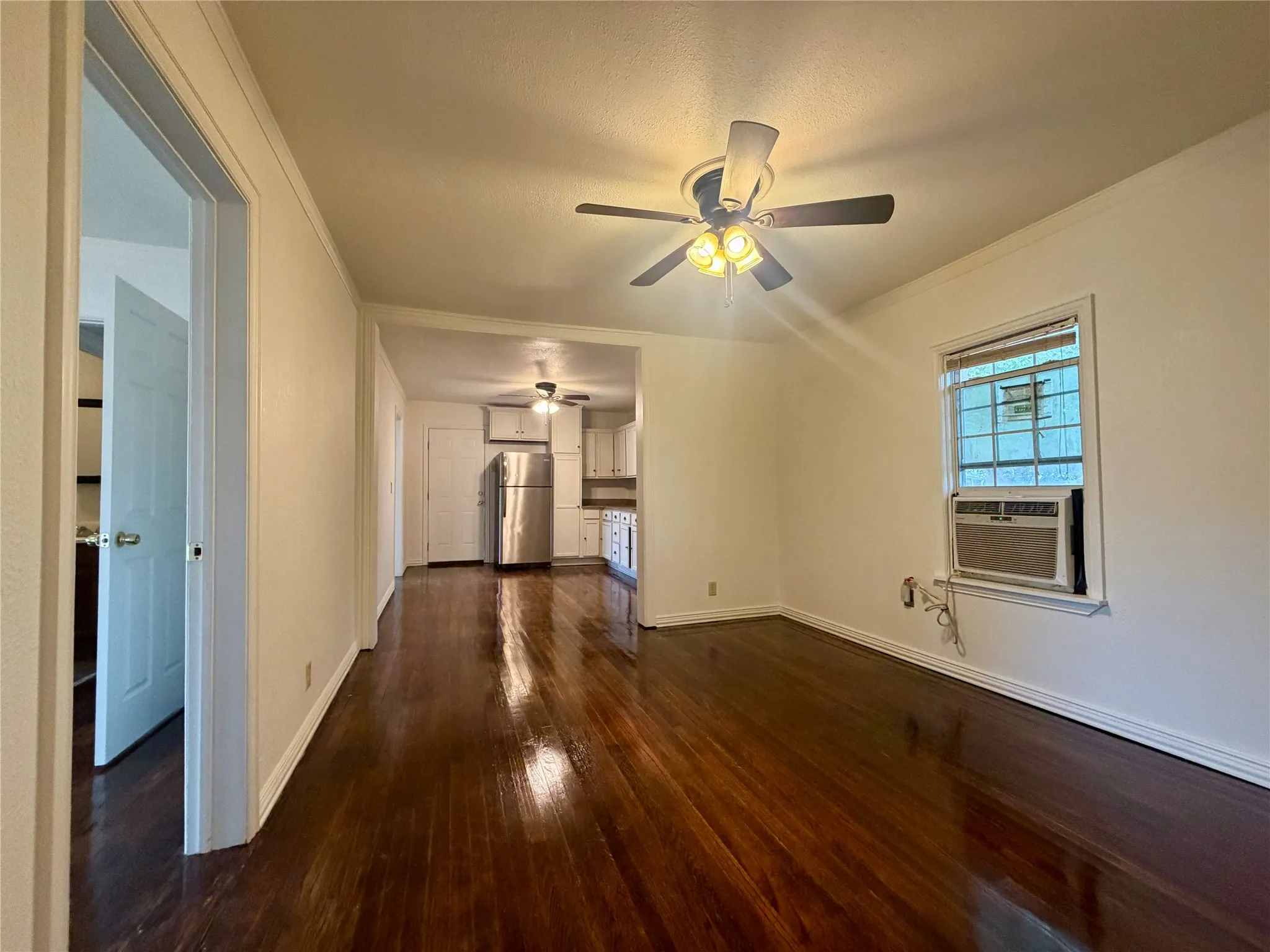 610 8th St, Hawley, TX