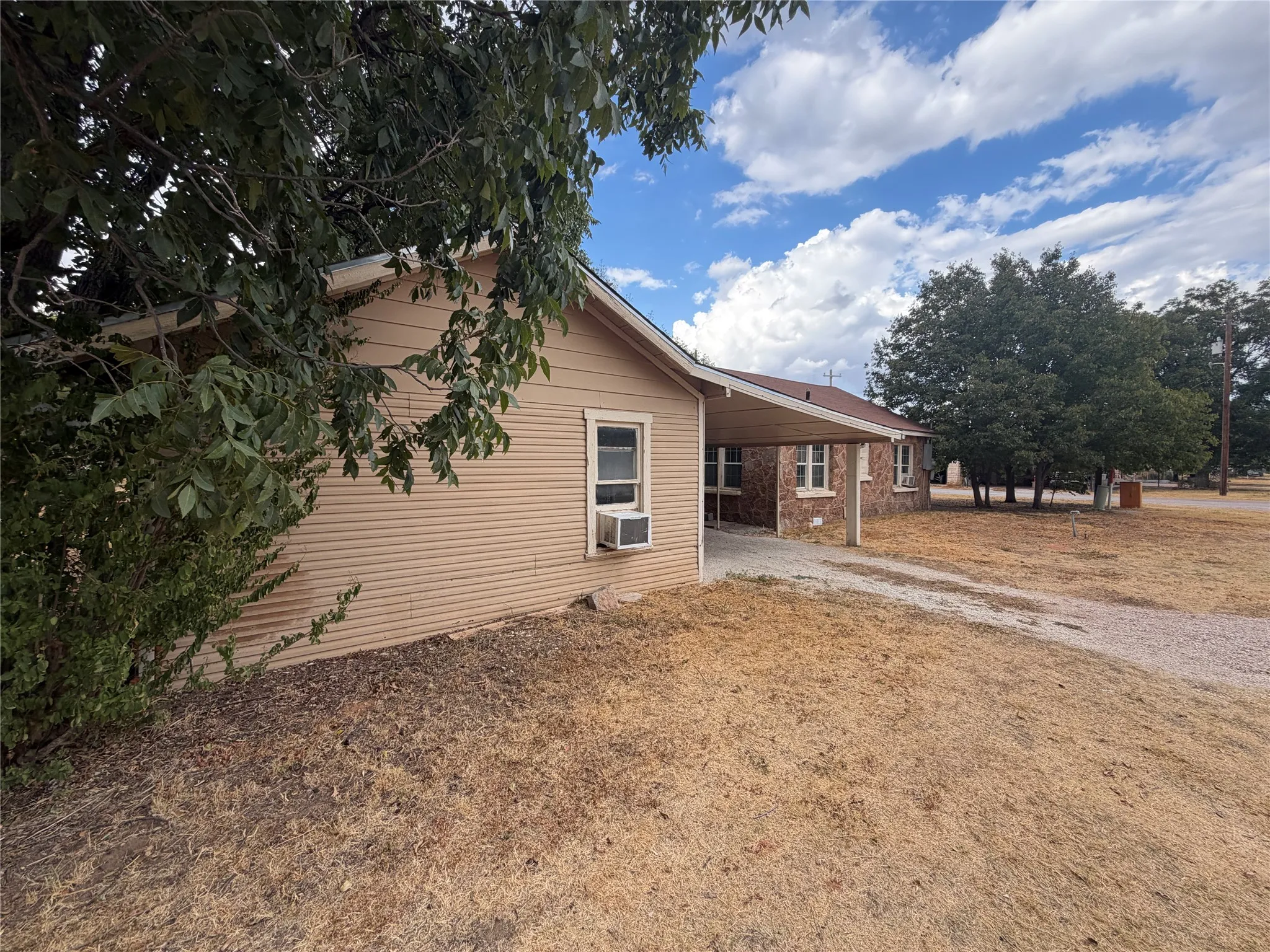 Duplex For Sale in Jones County , 610 8th Street, Hawley, Texas 79525, 0, 0, Garage spaces, 0 Sqft, built in 1938, mls#21400268, Real Estate Agent in Hawley, Homes For Sale in Jones county, Homes For Sale in Hawley, Realtor in Hawley Texas, Real Estate Brokerage Independent Realty Texas, Luminita Cordes Realtor
