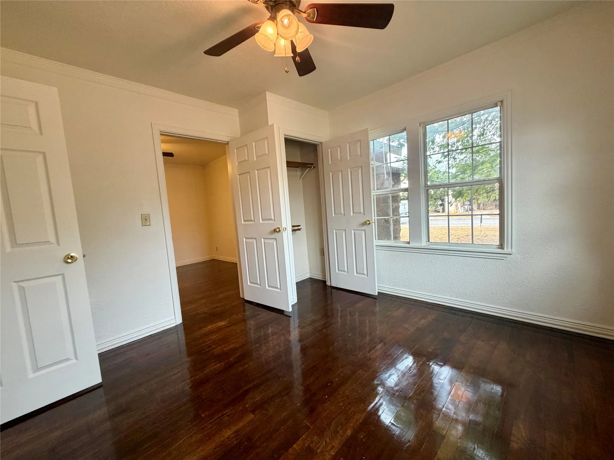 610 8th St, Hawley, TX