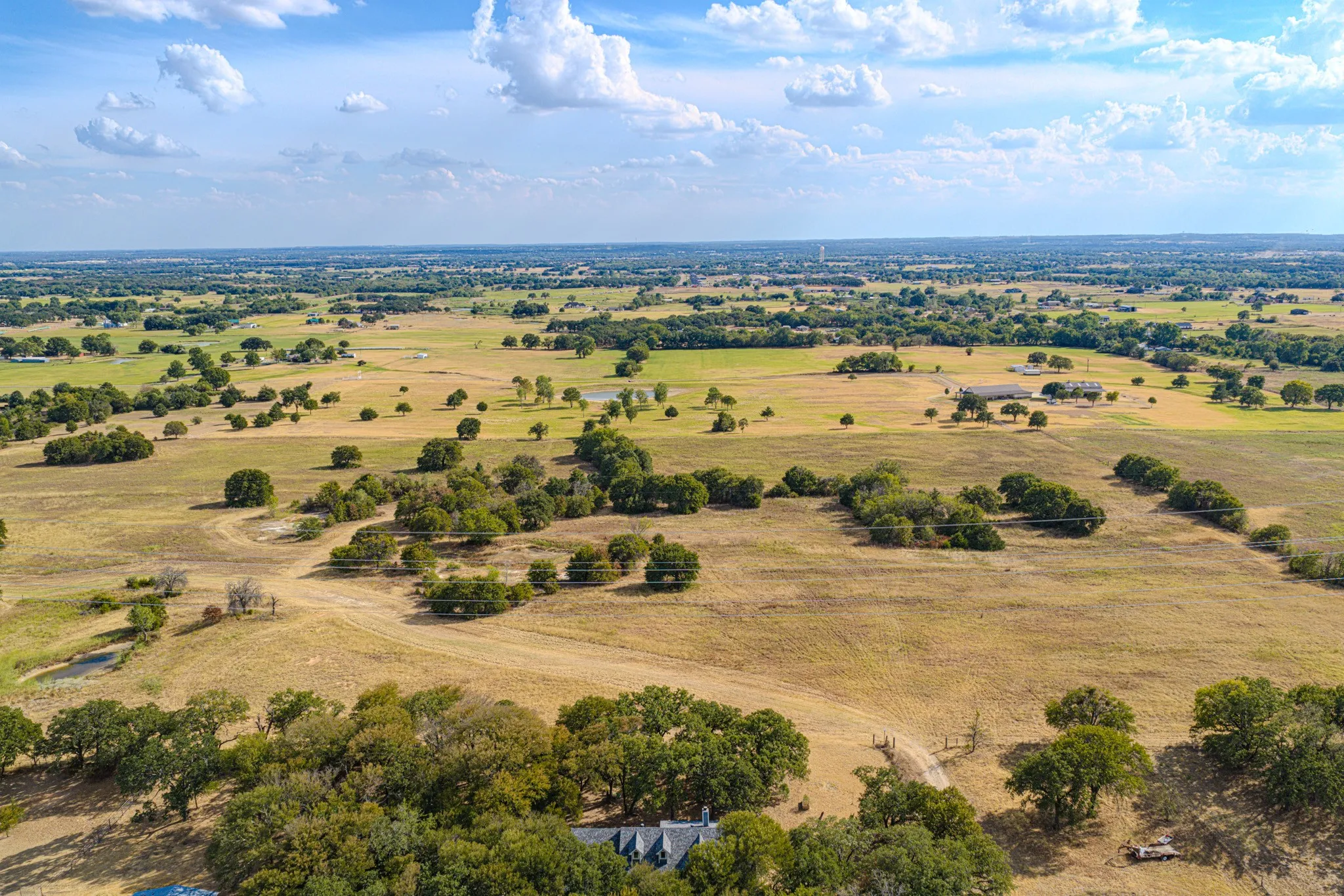 Single Family Residence For Sale in Wise County , 3207 FM 2048, Boyd, Texas 76023, 3 Bedroom, 2 Bathroom, 2 Garage spaces, 1,448 Sqft, built in 2015, mls#21400111, Real Estate Agent in Boyd, Homes For Sale in Wise county, Homes For Sale in Boyd, Realtor in Boyd Texas, Real Estate Brokerage Independent Realty Texas, Luminita Cordes Realtor