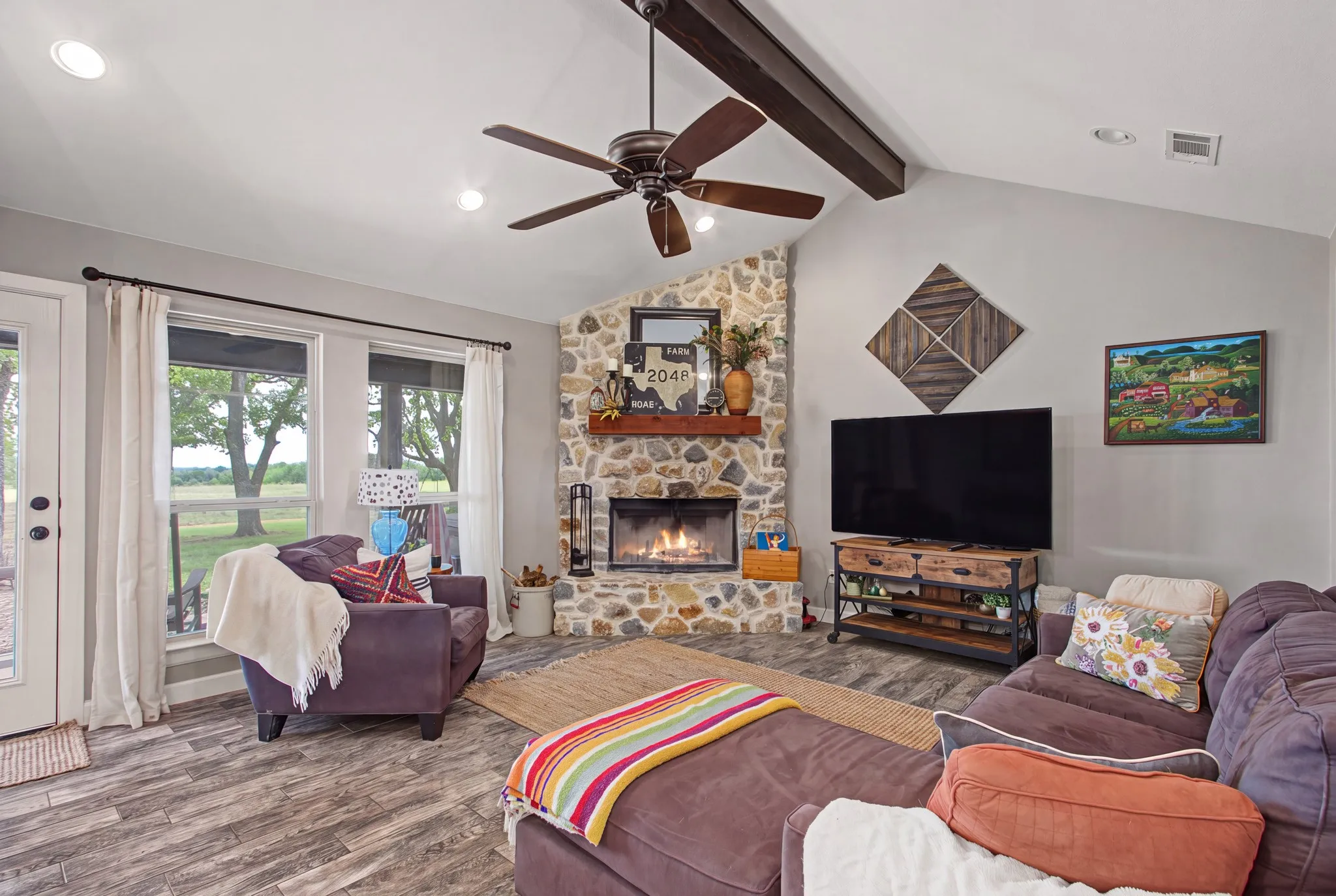 Single Family Residence For Sale in Wise County , 3207 FM 2048, Boyd, Texas 76023, 3 Bedroom, 2 Bathroom, 2 Garage spaces, 1,448 Sqft, built in 2015, mls#21400111, Real Estate Agent in Boyd, Homes For Sale in Wise county, Homes For Sale in Boyd, Realtor in Boyd Texas, Real Estate Brokerage Independent Realty Texas, Luminita Cordes Realtor