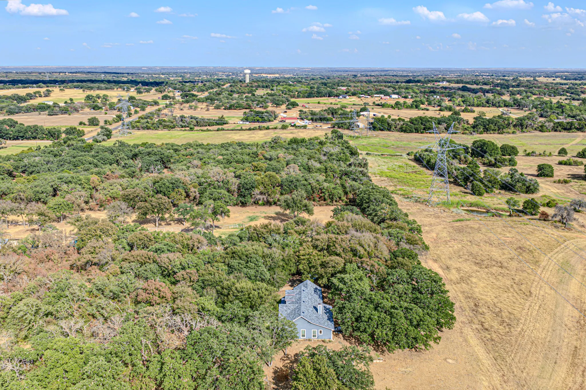 Single Family Residence For Sale in Wise County , 3207 FM 2048, Boyd, Texas 76023, 3 Bedroom, 2 Bathroom, 2 Garage spaces, 1,448 Sqft, built in 2015, mls#21400111, Real Estate Agent in Boyd, Homes For Sale in Wise county, Homes For Sale in Boyd, Realtor in Boyd Texas, Real Estate Brokerage Independent Realty Texas, Luminita Cordes Realtor