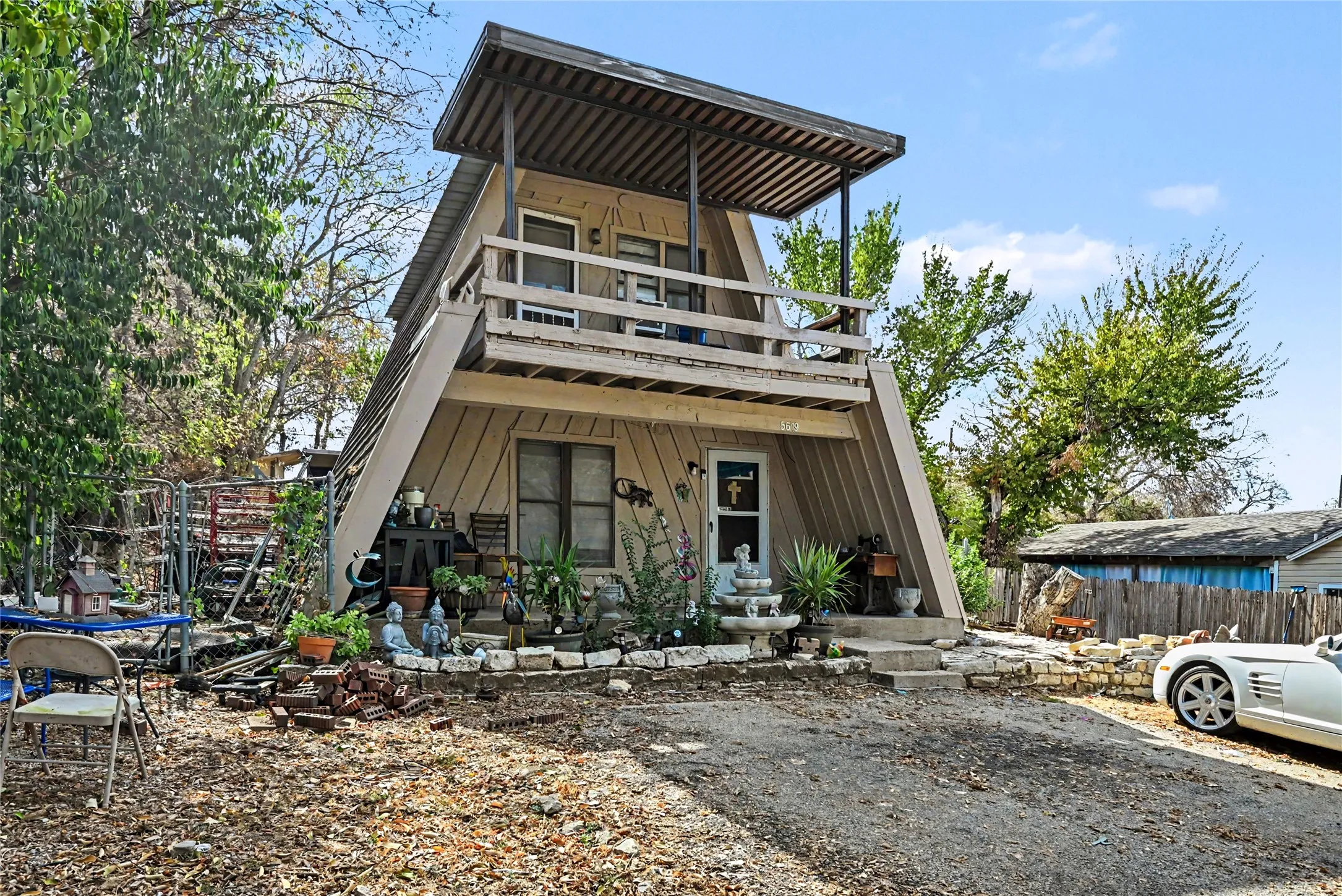 Single Family Residence For Sale in Tarrant County , 5619 Andover Street, Sansom Park, Texas 76114, 1 Bedroom, 1 Bathroom, Garage spaces, 876 Sqft, built in 1980, mls#21397609, Real Estate Agent in Sansom Park, Homes For Sale in Tarrant county, Homes For Sale in Sansom Park, Realtor in Sansom Park Texas, Real Estate Brokerage Independent Realty Texas, Luminita Cordes Realtor