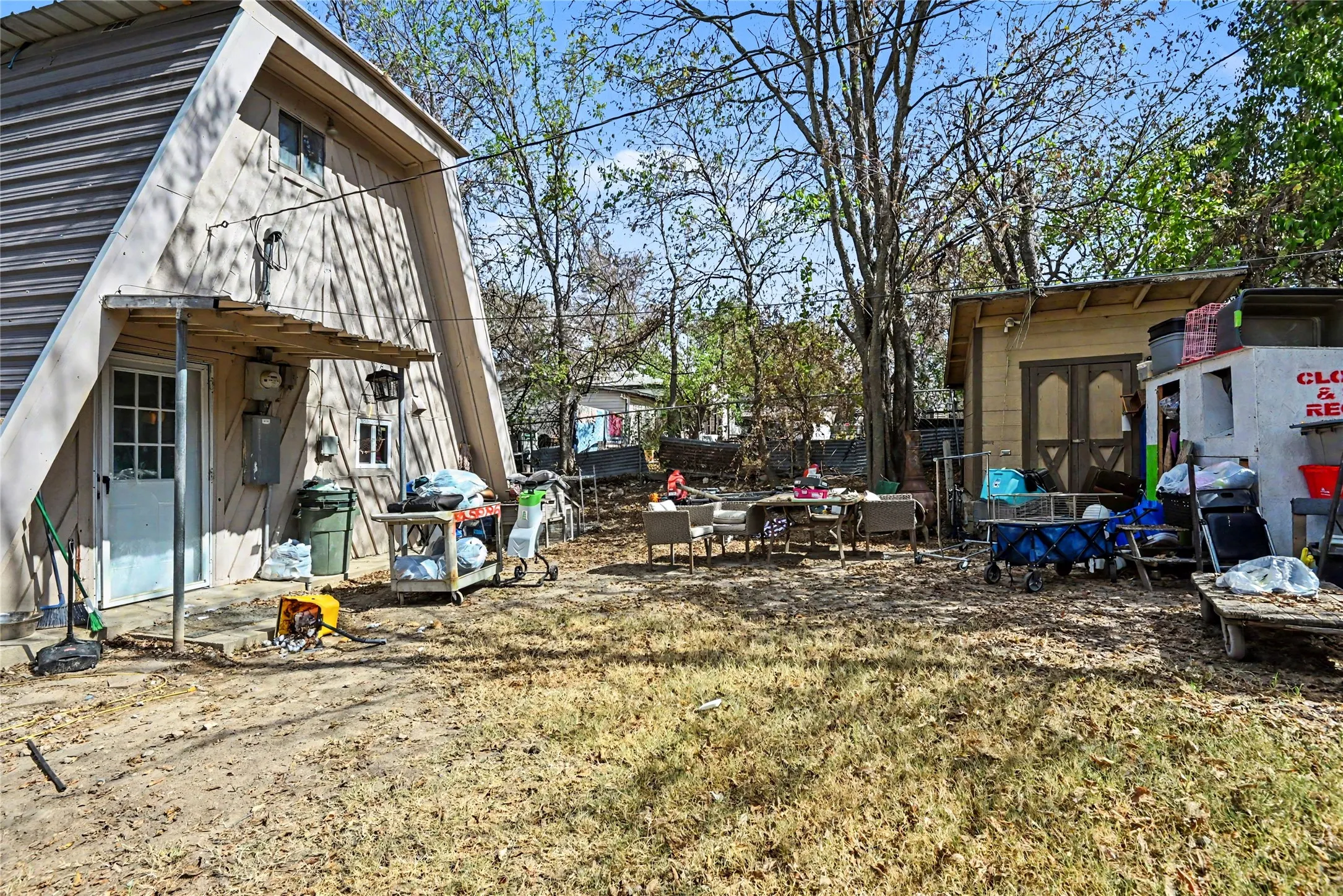 Single Family Residence For Sale in Tarrant County , 5619 Andover Street, Sansom Park, Texas 76114, 1 Bedroom, 1 Bathroom, Garage spaces, 876 Sqft, built in 1980, mls#21397609, Real Estate Agent in Sansom Park, Homes For Sale in Tarrant county, Homes For Sale in Sansom Park, Realtor in Sansom Park Texas, Real Estate Brokerage Independent Realty Texas, Luminita Cordes Realtor