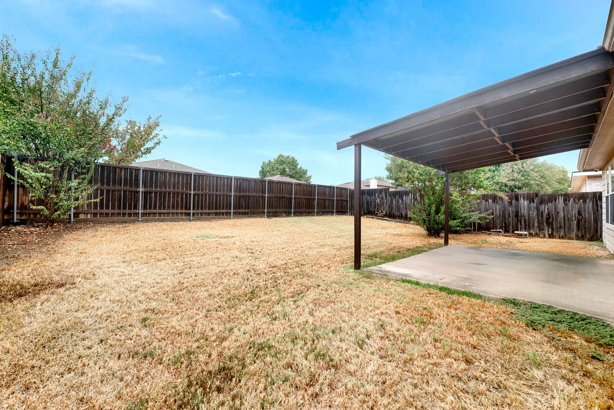 Single Family Residence For Rent in Collin County , 2809 Mesa Valley Drive, Mc Kinney, Texas 75071, 3 Bedroom, 2 Bathroom, 2 Garage spaces, 1,736 Sqft, built in 2002, mls#21399615, Real Estate Agent in Mc Kinney, Homes For Rent in Collin county, Homes For Rent in Mc Kinney, Realtor in Mc Kinney Texas, Real Estate Brokerage Independent Realty Texas, Luminita Cordes Realtor