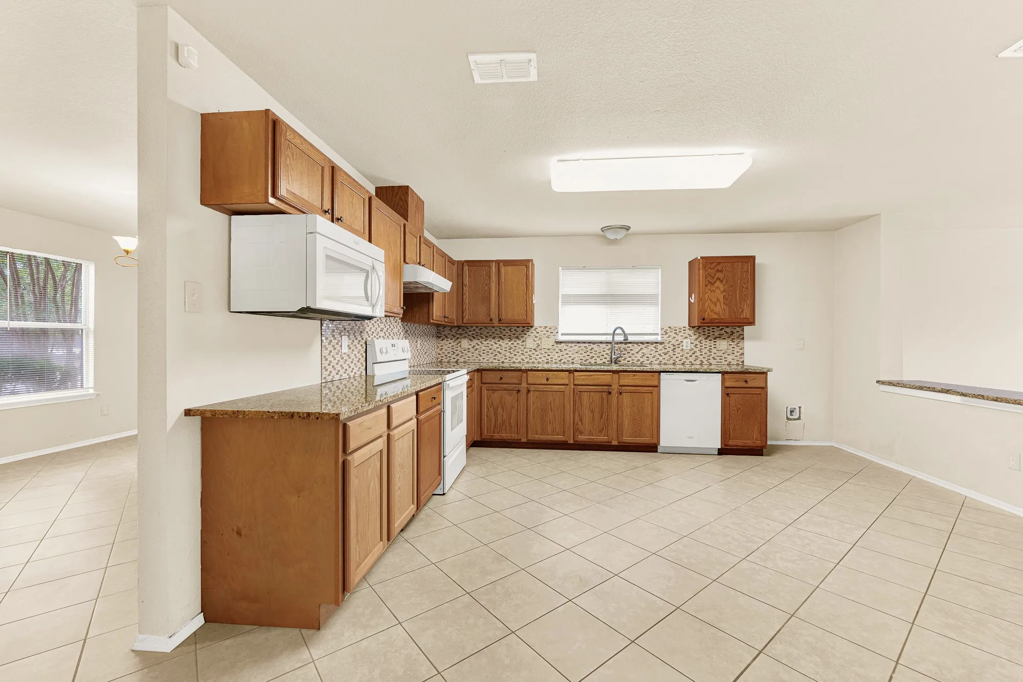 Single Family Residence For Rent in Collin County , 2809 Mesa Valley Drive, Mc Kinney, Texas 75071, 3 Bedroom, 2 Bathroom, 2 Garage spaces, 1,736 Sqft, built in 2002, mls#21399615, Real Estate Agent in Mc Kinney, Homes For Rent in Collin county, Homes For Rent in Mc Kinney, Realtor in Mc Kinney Texas, Real Estate Brokerage Independent Realty Texas, Luminita Cordes Realtor