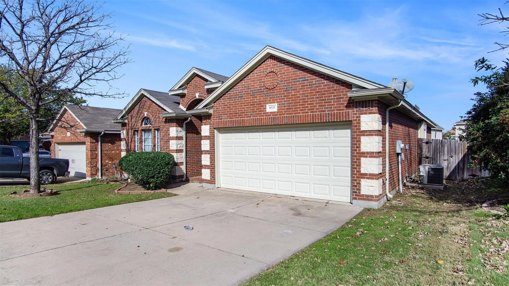 Single Family Residence For Rent in Tarrant County , 6036 Horse Trap Drive, Fort Worth, Texas 76179, 3 Bedroom, 2 Bathroom, 2 Garage spaces, 1,844 Sqft, built in 2004, mls#21400286, Real Estate Agent in Fort Worth, Homes For Rent in Tarrant county, Homes For Rent in Fort Worth, Realtor in Fort Worth Texas, Real Estate Brokerage Independent Realty Texas, Luminita Cordes Realtor