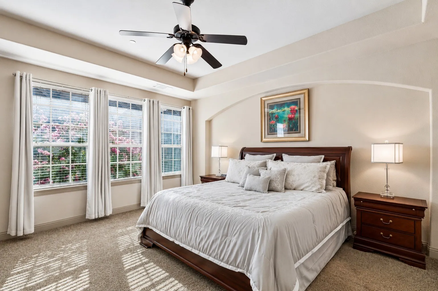 Townhouse For Sale in Denton County , 4237 Riverview Drive, Carrollton, Texas 75010, 3 Bedroom, 4 Bathroom, 2 Garage spaces, 2,177 Sqft, built in 2011, mls#21399674, Real Estate Agent in Carrollton, Homes For Sale in Denton county, Homes For Sale in Carrollton, Realtor in Carrollton Texas, Real Estate Brokerage Independent Realty Texas, Luminita Cordes Realtor