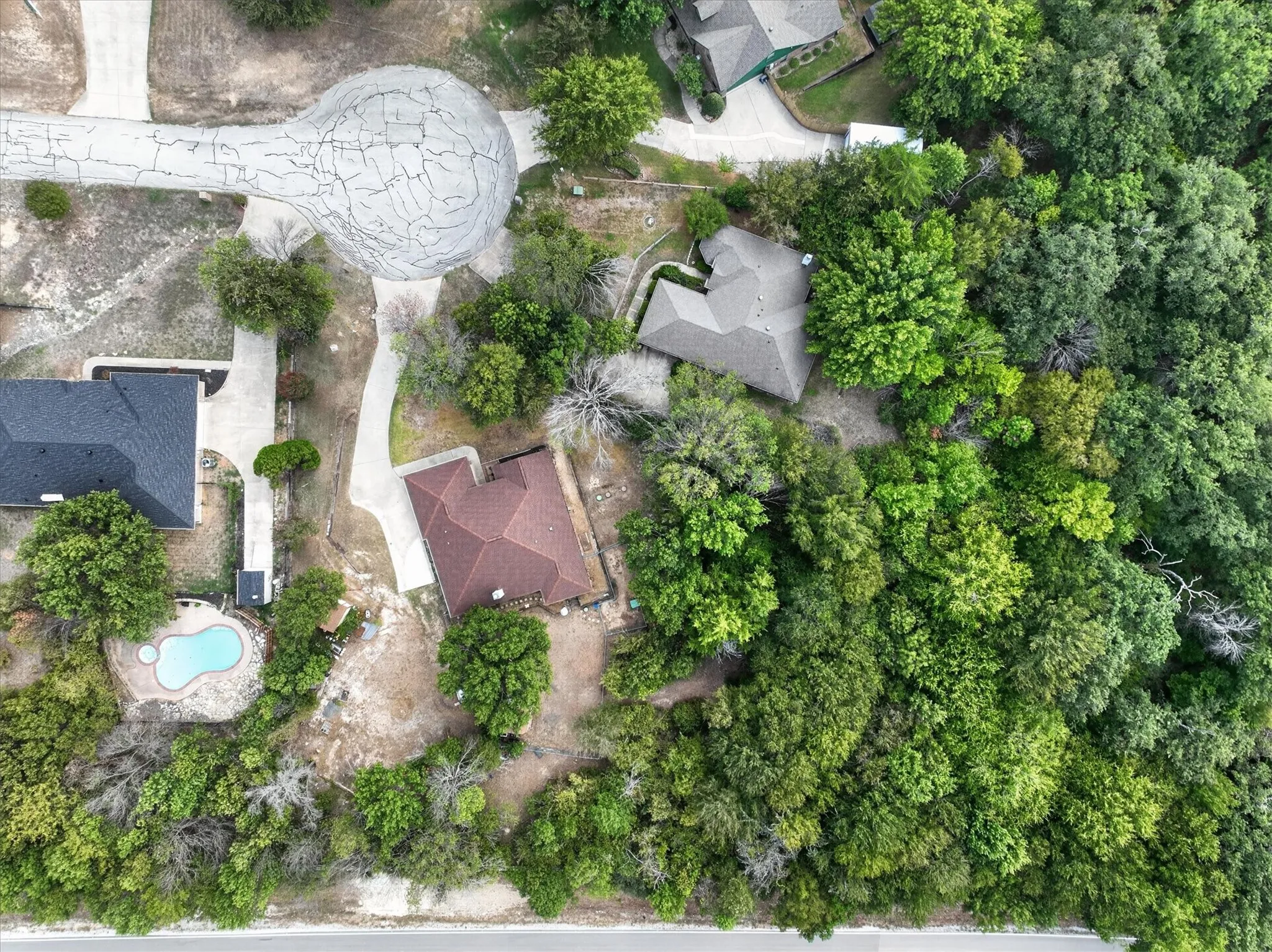 Single Family Residence For Sale in Tarrant County , 6608 Silver Oak Lane, Fort Worth, Texas 76135, 4 Bedroom, 2 Bathroom, 2 Garage spaces, 1,841 Sqft, built in 2003, mls#21399999, Real Estate Agent in Fort Worth, Homes For Sale in Tarrant county, Homes For Sale in Fort Worth, Realtor in Fort Worth Texas, Real Estate Brokerage Independent Realty Texas, Luminita Cordes Realtor