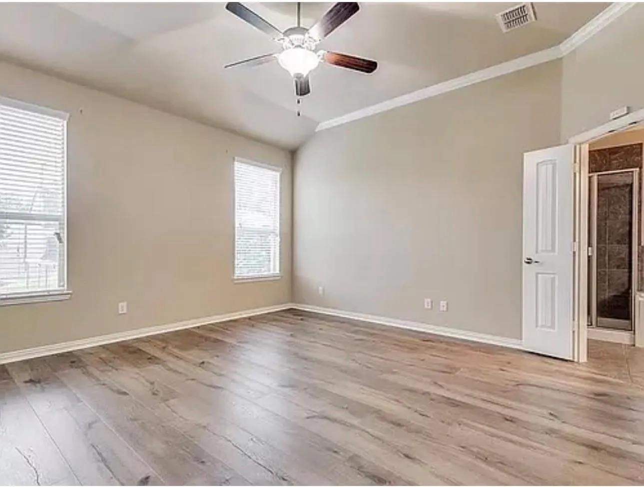 Single Family Residence For Rent in Denton County , 12532 Ocean Spray Drive, Frisco, Texas 75036, 4 Bedroom, 3 Bathroom, 2 Garage spaces, 2,434 Sqft, built in 2011, mls#21400240, Real Estate Agent in Frisco, Homes For Rent in Denton county, Homes For Rent in Frisco, Realtor in Frisco Texas, Real Estate Brokerage Independent Realty Texas, Luminita Cordes Realtor